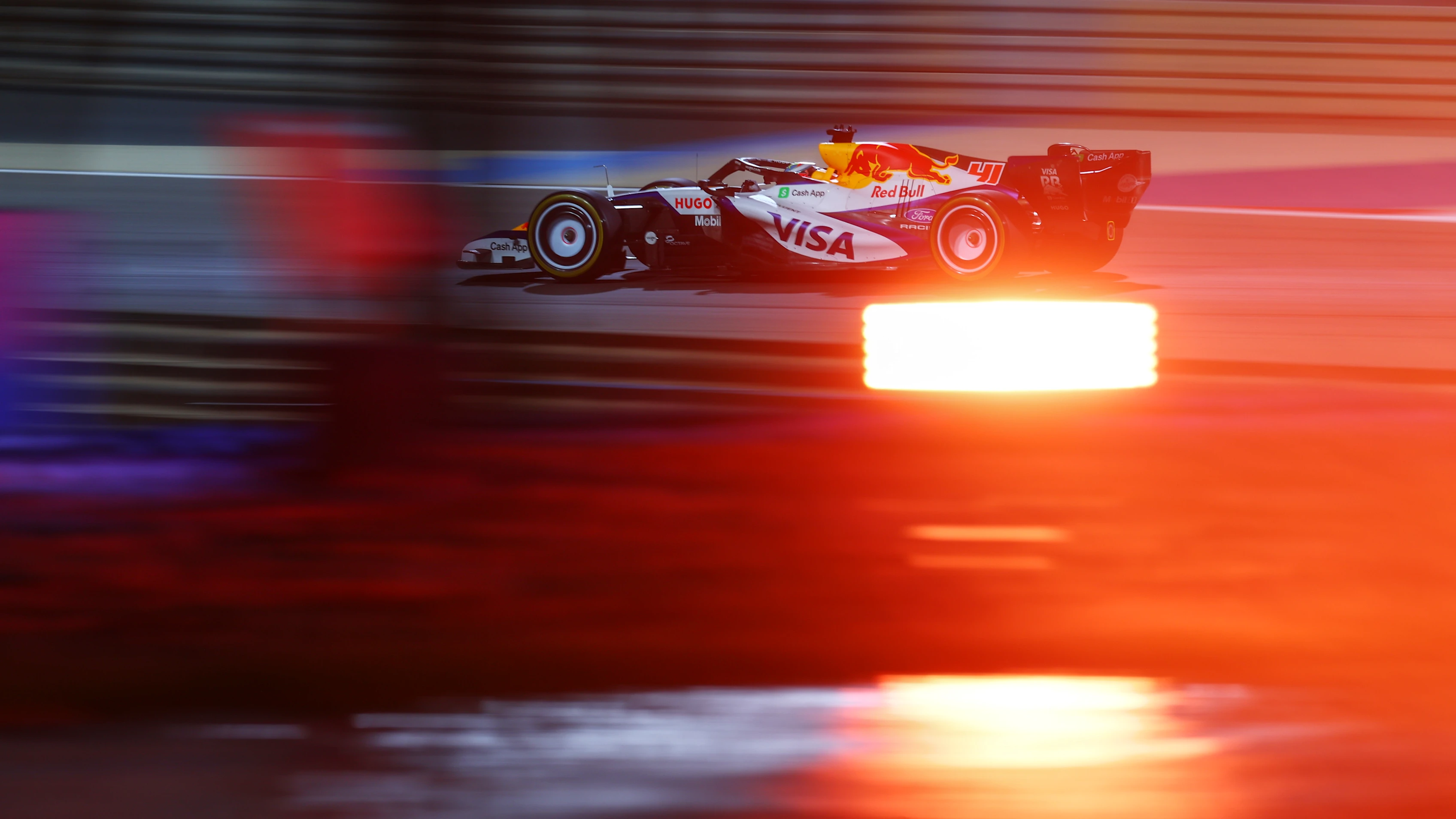 BAHRAIN, BAHRAIN - FEBRUARY 20: Arvid Lindblad of Great Britain driving the (41) Visa Cash App