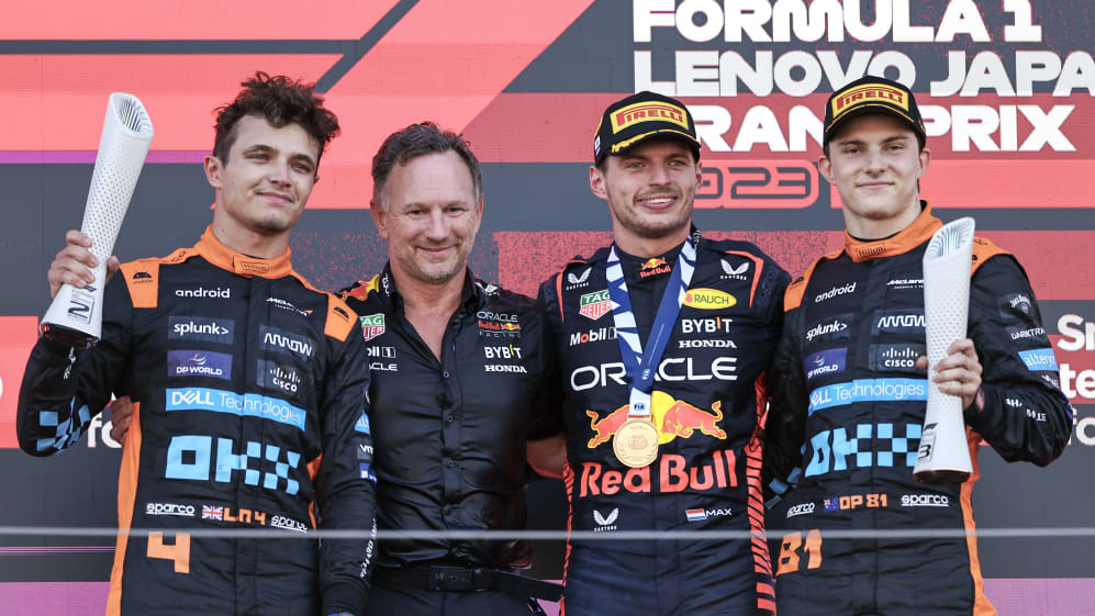 SUZUKA, JAPÓN - 24 DE SEPTIEMBRE: Lando Norris de Gran Bretaña y el equipo McLaren F1, Christian Horner