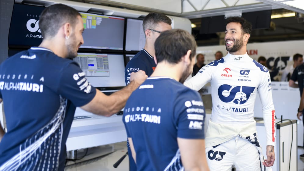 AUSTIN, TEXAS - OCTOBER 19: Daniel Ricciardo of Australia and Scuderia AlphaTauri talks with his