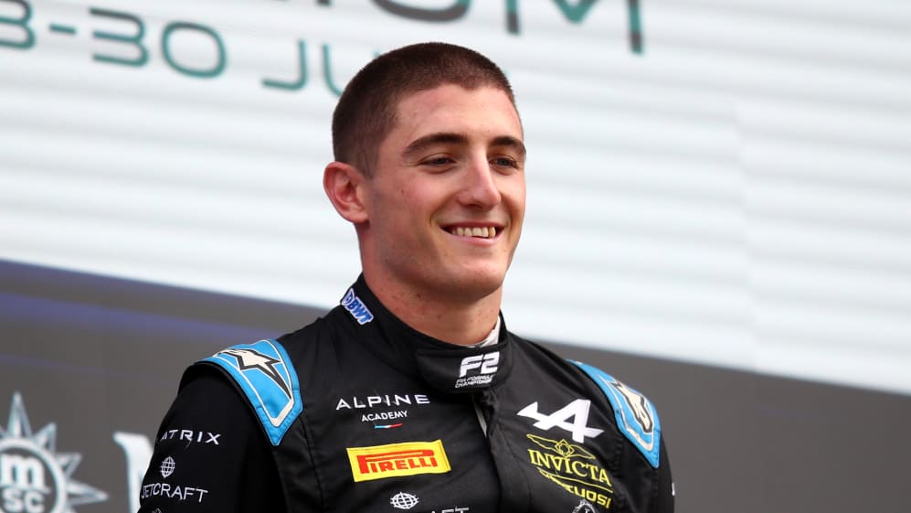 SPA, BÉLGICA - 30 DE JULIO: El ganador de la carrera Jack Doohan de Australia e Invicta Virtuosi Racing (14)