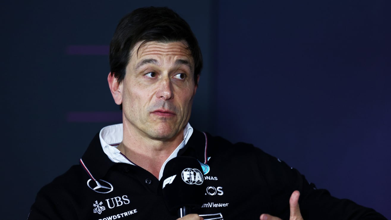 Wolff says Mercedes need to ‘look at ourselves’ as he reveals root cause of Bahrain GP struggles