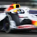 SINGAPORE, SINGAPORE - OCTOBER 05: Isack Hadjar of France driving the (6) Visa Cash App Racing Bulls VCARB 02 on track during the F1 Grand Prix of Singapore at Marina Bay Street Circuit on October 05, 2025 in Singapore, Singapore. (Photo by Mark Thompson/Getty Images)