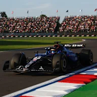 MEXICO CITY, MEXICO - OCTOBER 24: Alexander Albon of Thailand driving the (23) Williams FW47