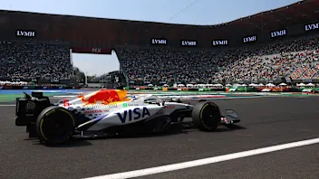 MEXICO CITY, MEXICO - OCTOBER 24: Isack Hadjar of France driving the (6) Visa Cash App Racing Bulls