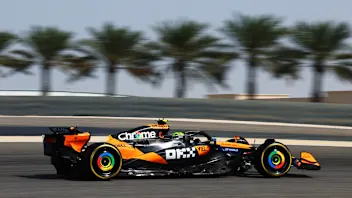 BAHRAIN, BAHRAIN - APRIL 11: Lando Norris of Great Britain driving the (4) McLaren MCL39 Mercedes