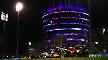 BAHRAIN, BAHRAIN - FEBRUARY 28: Oscar Piastri of Australia driving the (81) McLaren MCL39 Mercedes