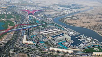 YAS MARINA CIRCUIT, UNITED ARAB EMIRATES - NOVEMBER 20: Aerial during the Abu Dhabi GP at Yas