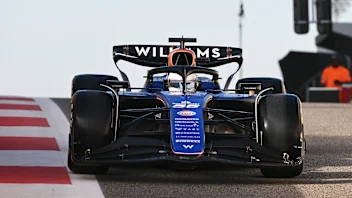 ABU DHABI, UNITED ARAB EMIRATES - DECEMBER 10: Carlos Sainz of Spain driving the (55) Williams FW46