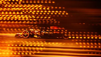 BAHRAIN, BAHRAIN - FEBRUARY 21: Max Verstappen of the Netherlands driving the (1) Oracle Red Bull