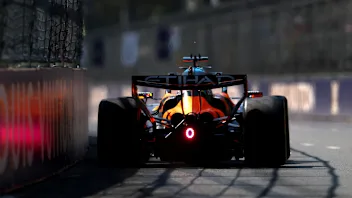 BAKU, AZERBAIJAN - SEPTEMBER 24: Oscar Piastri of Australia driving the (81) McLaren MCL40 Mercedes