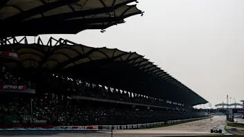 KUALA LUMPUR, MALAYSIA - OCTOBER 03: Carlos Sainz of Spain driving the (55) Williams FW48 Mercedes