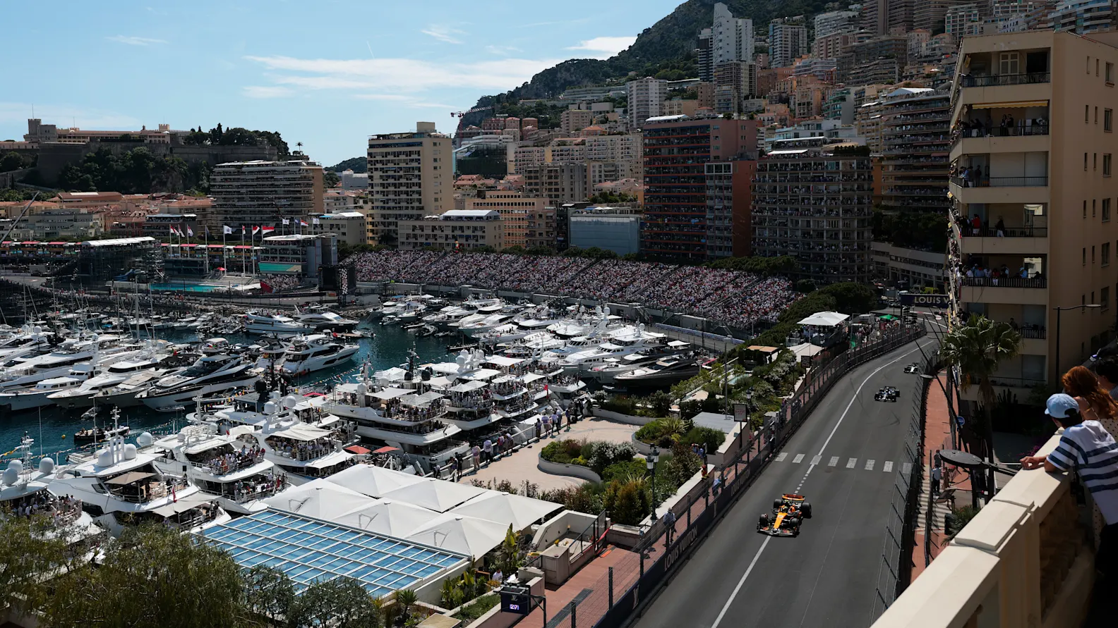 MONTE-CARLO, MONACO - MAY 25: Lando Norris of Great Britain driving the (4) McLaren MCL39 Mercedes on track during the F1 Grand Prix of Monaco at Circuit de Monaco on May 25, 2025 in Monte-Carlo, Monaco. (Photo by Mark Thompson/Getty Images)