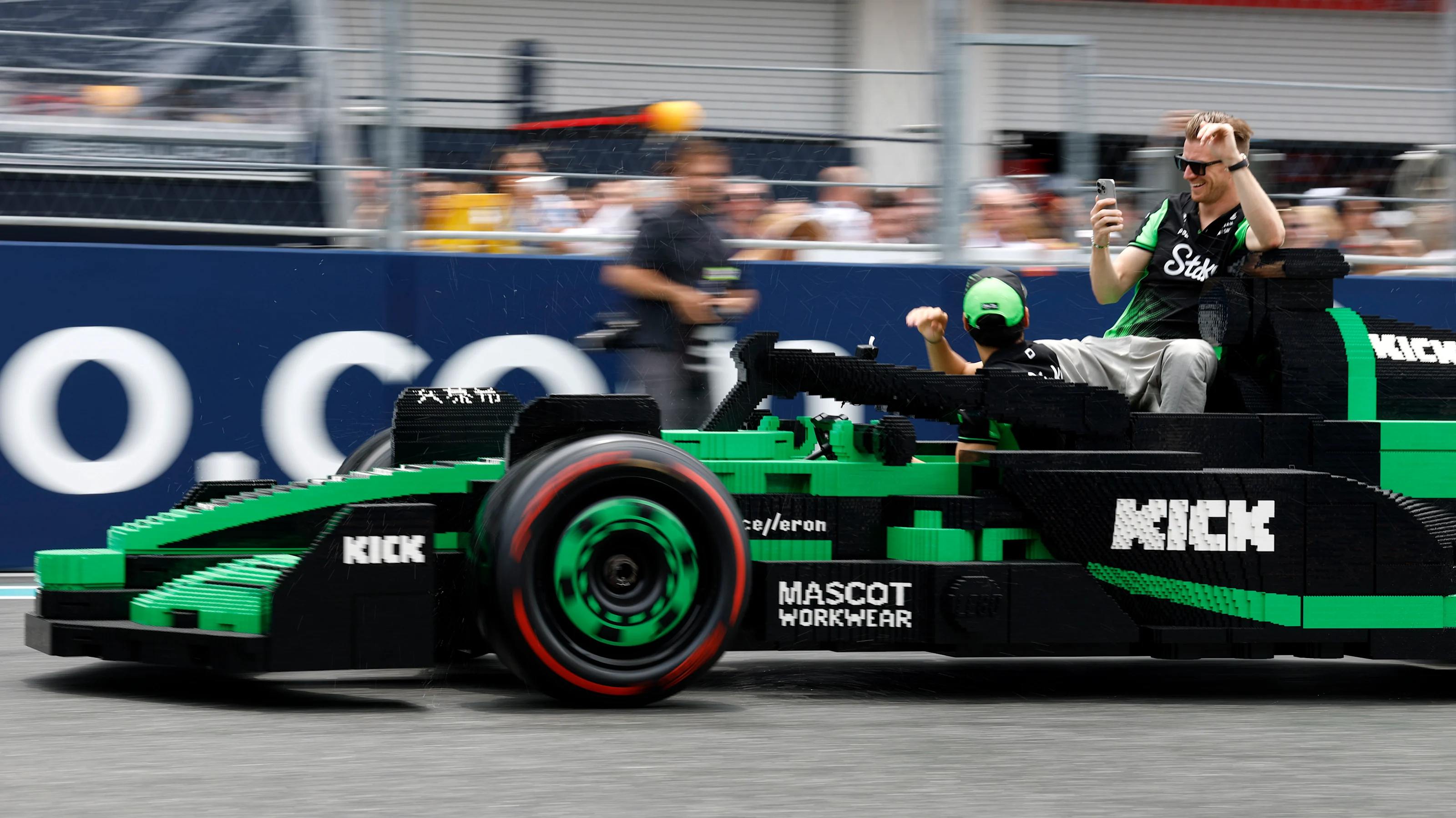MIAMI, FLORIDA - MAY 04: Gabriel Bortoleto of Brazil and Stake F1 Team Kick Sauber and Nico