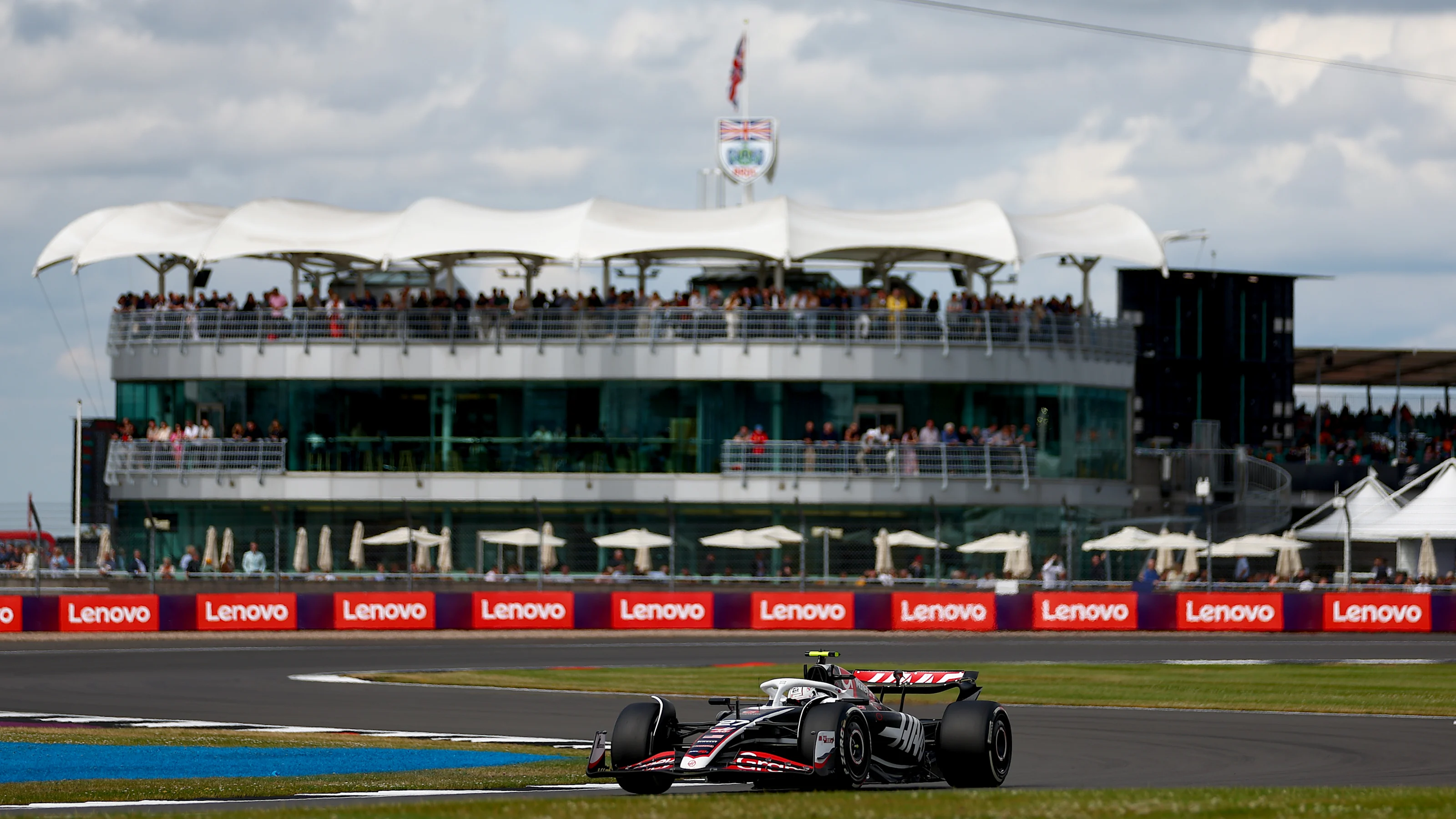 NORTHAMPTON, ENGLAND - JULY 05: Nico Hulkenberg of Germany driving the (27) Haas F1 VF-24 Ferrari