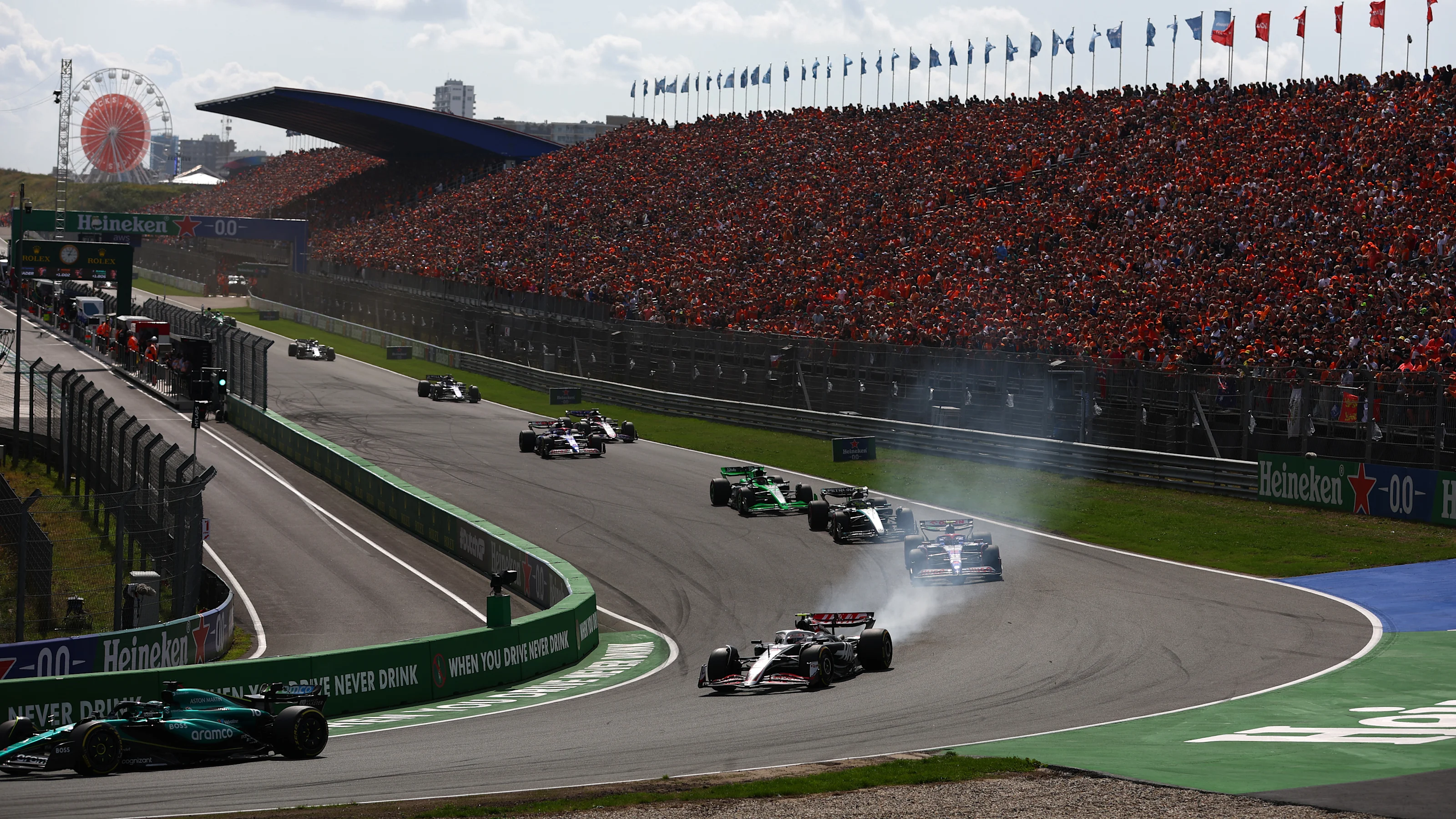 ZANDVOORT, NETHERLANDS - AUGUST 25: Lance Stroll of Canada driving the (18) Aston Martin AMR24
