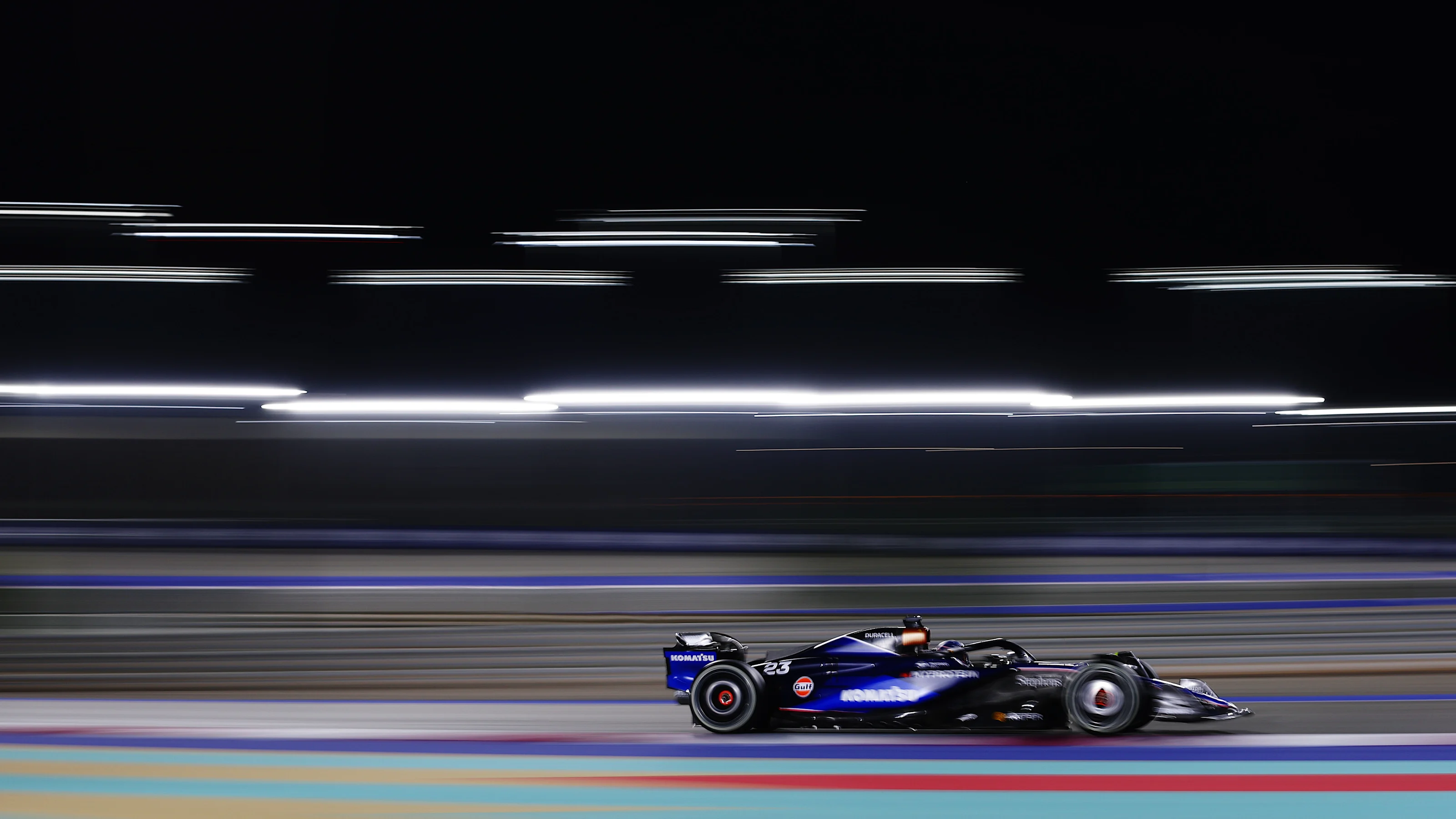 LUSAIL CITY, QATAR - NOVEMBER 29: Alexander Albon of Thailand driving the (23) Williams FW46