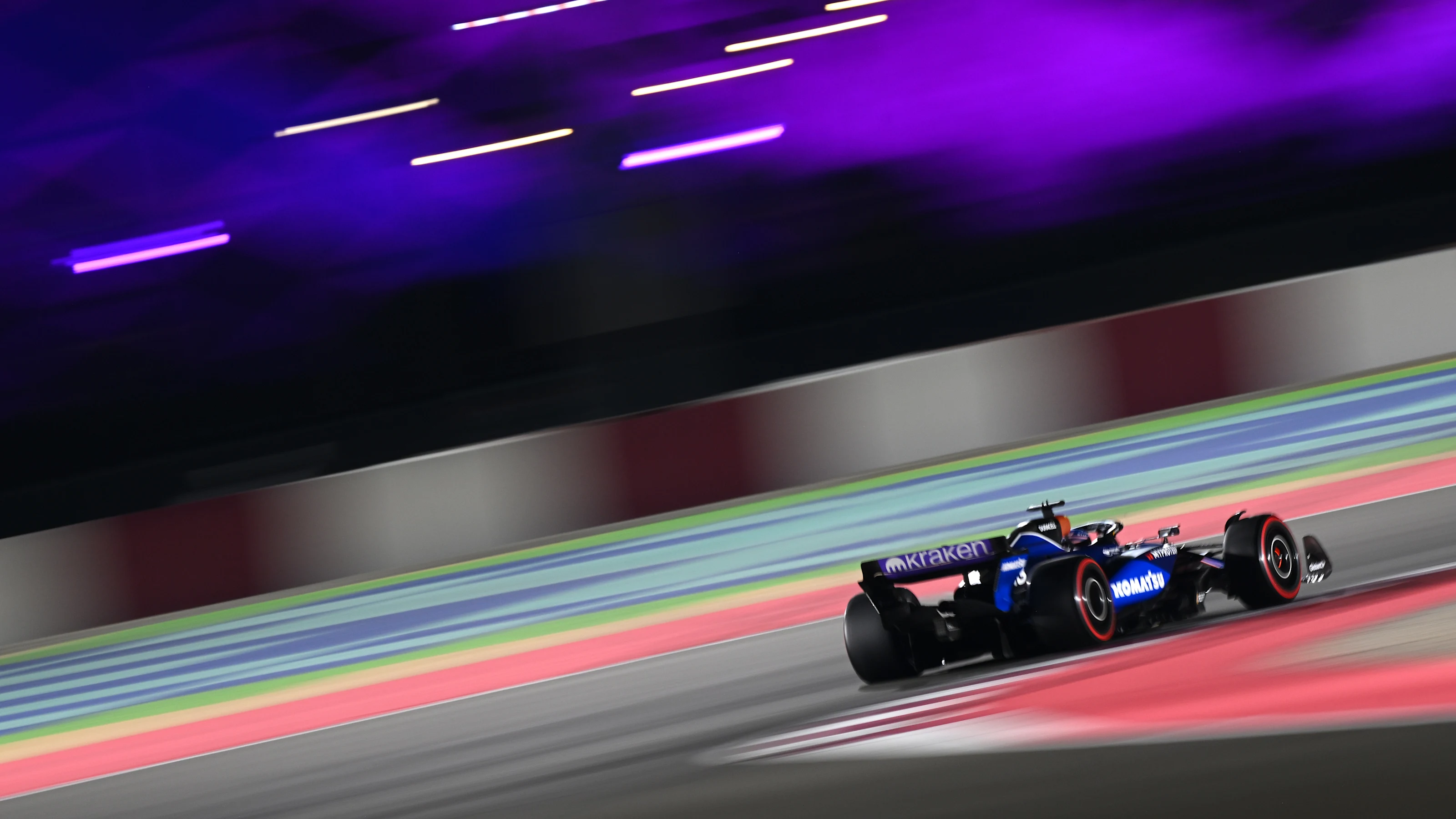 LUSAIL CITY, QATAR - NOVEMBER 30: Alexander Albon of Thailand driving the (23) Williams FW46