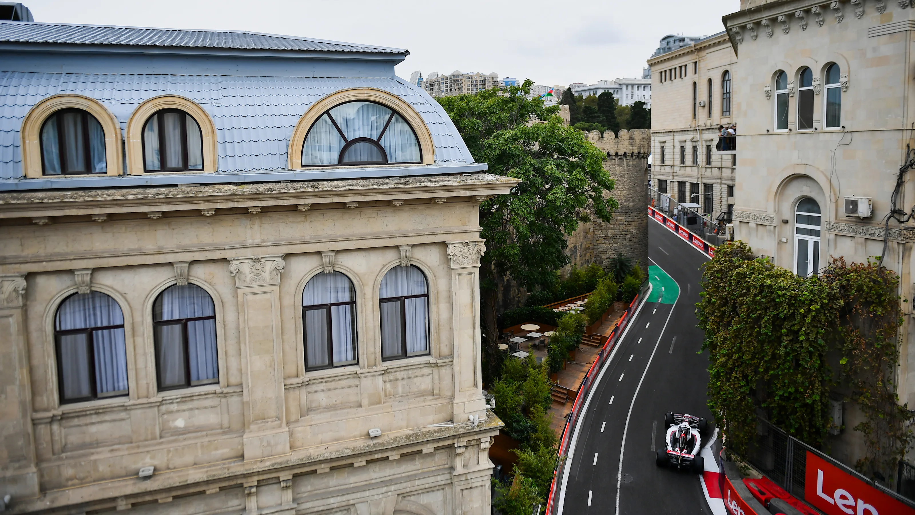 BAKU, AZERBAIJAN - SEPTEMBER 21: Esteban Ocon of France driving the (31) Haas F1 VF-25 Ferrari on