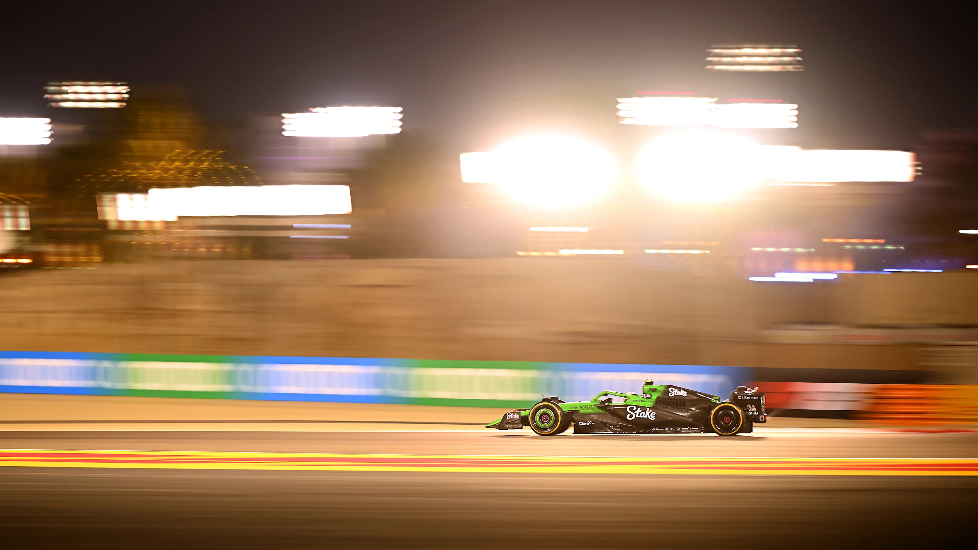 BAHRAIN, BAHRAIN - APRIL 13: Gabriel Bortoleto of Brazil driving the (5) Kick Sauber C45 Ferrari on