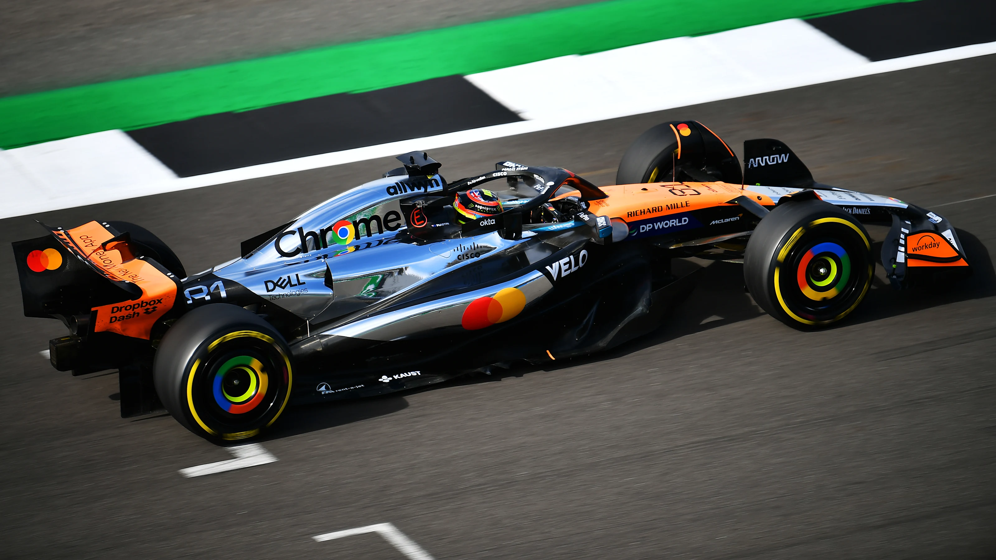 NORTHAMPTON, ENGLAND - JULY 04: Oscar Piastri of Australia driving the (81) McLaren MCL39 Mercedes