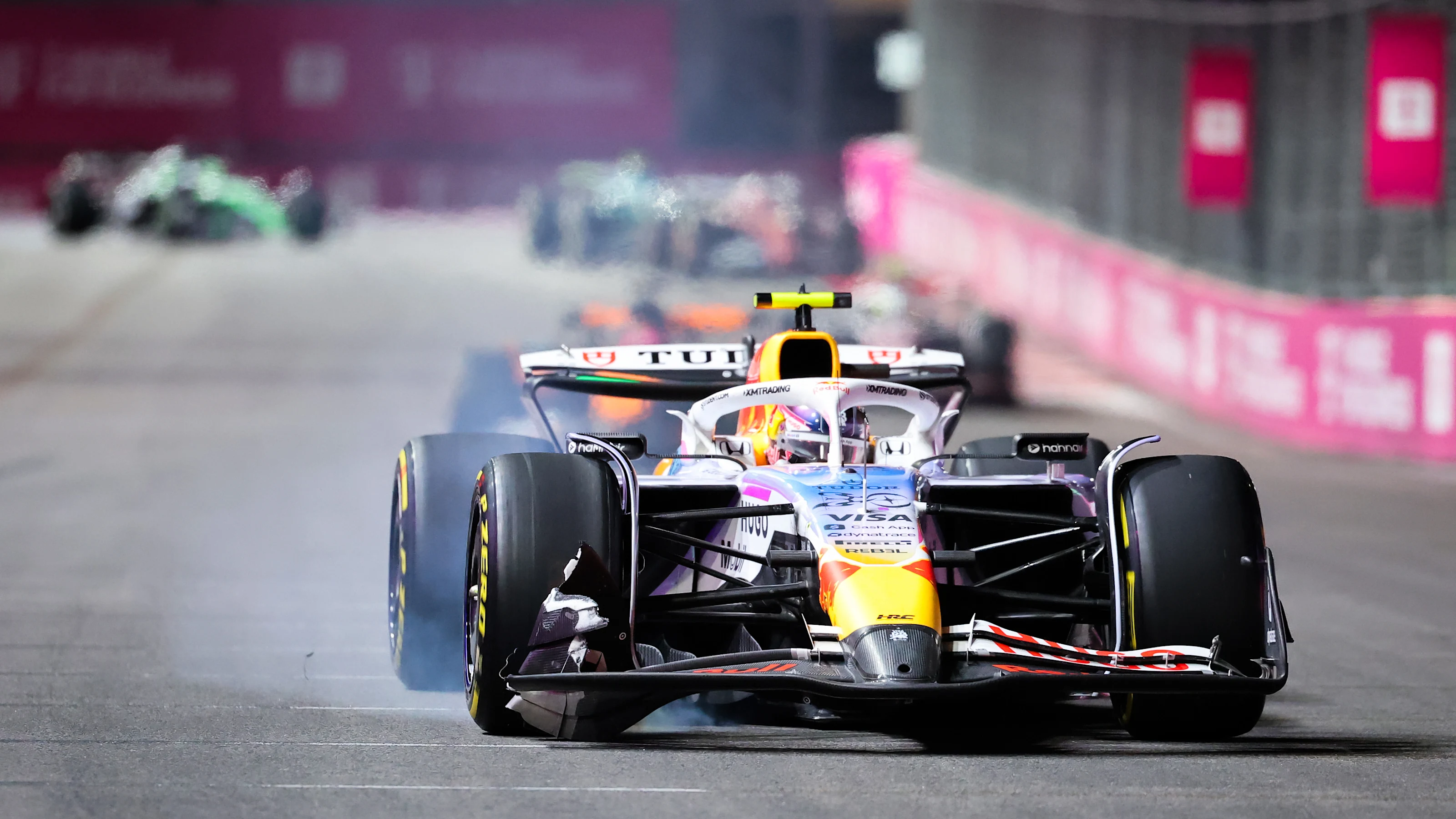 LAS VEGAS, NEVADA - NOVEMBER 22: Liam Lawson of New Zealand driving the (30) Visa Cash App Racing