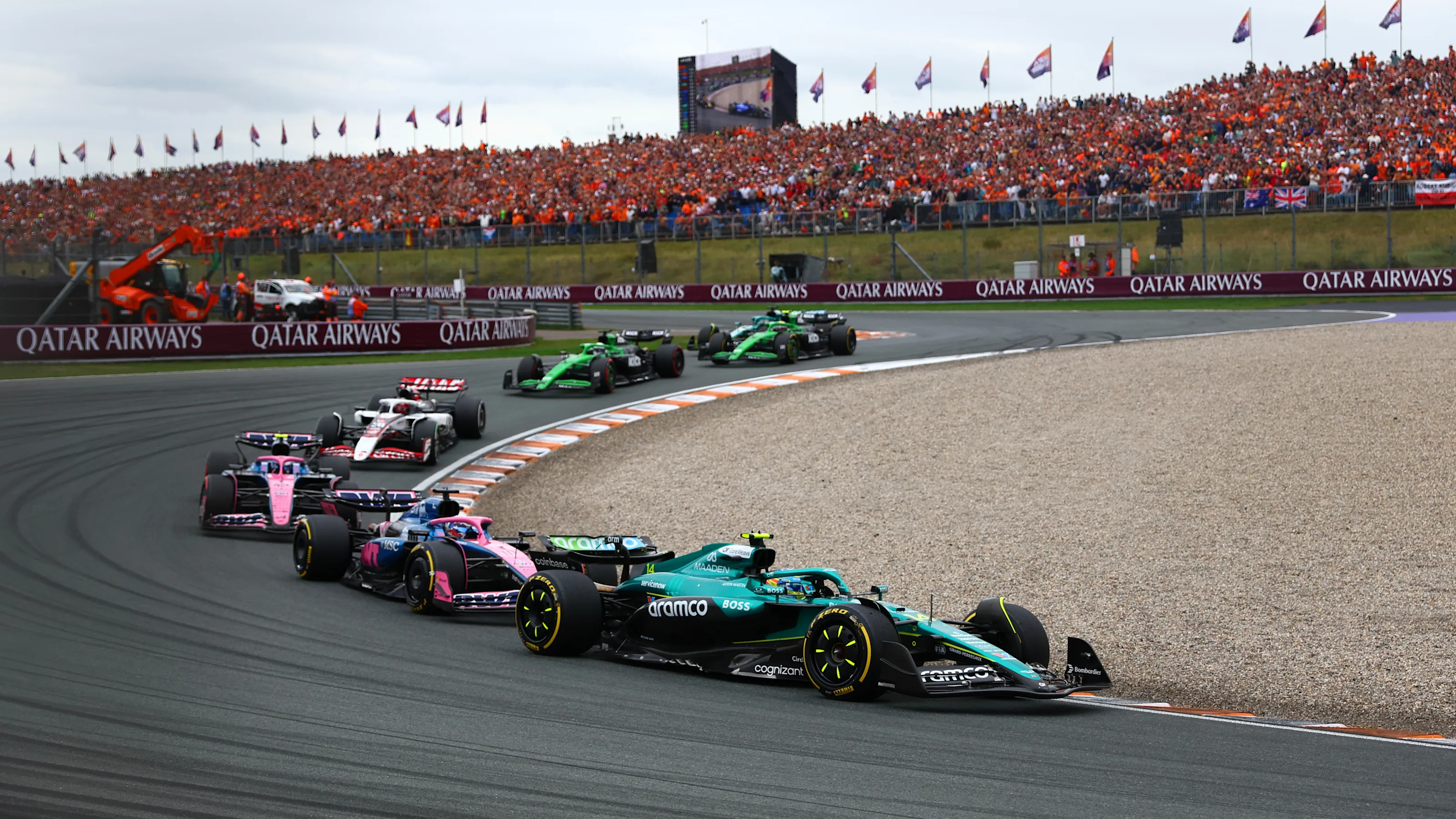 ZANDVOORT, NETHERLANDS - AUGUST 31: Fernando Alonso of Spain driving the (14) Aston Martin F1 Team