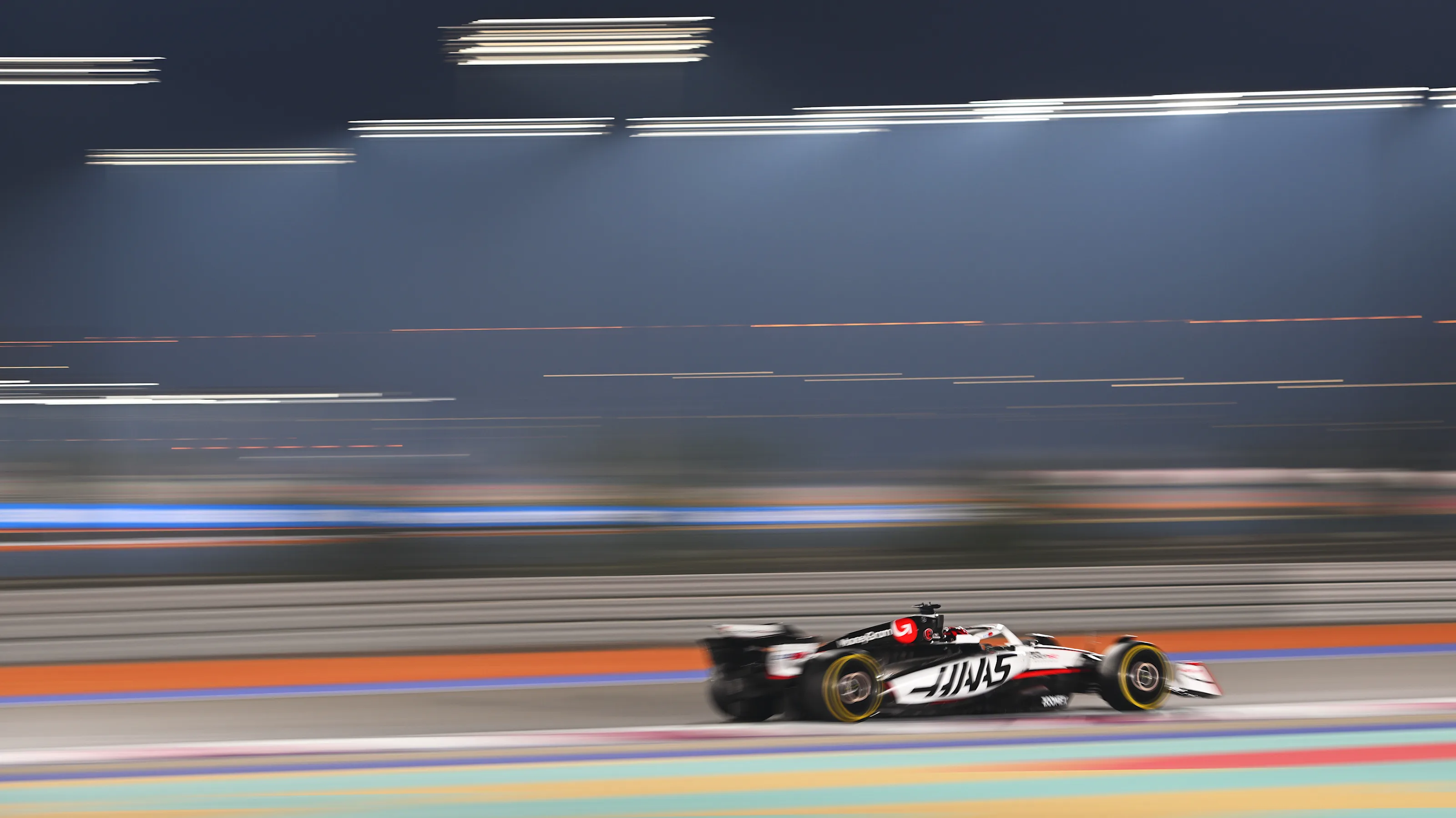 LUSAIL CITY, QATAR - NOVEMBER 30: Esteban Ocon of France driving the (31) Haas F1 VF-25 Ferrari on