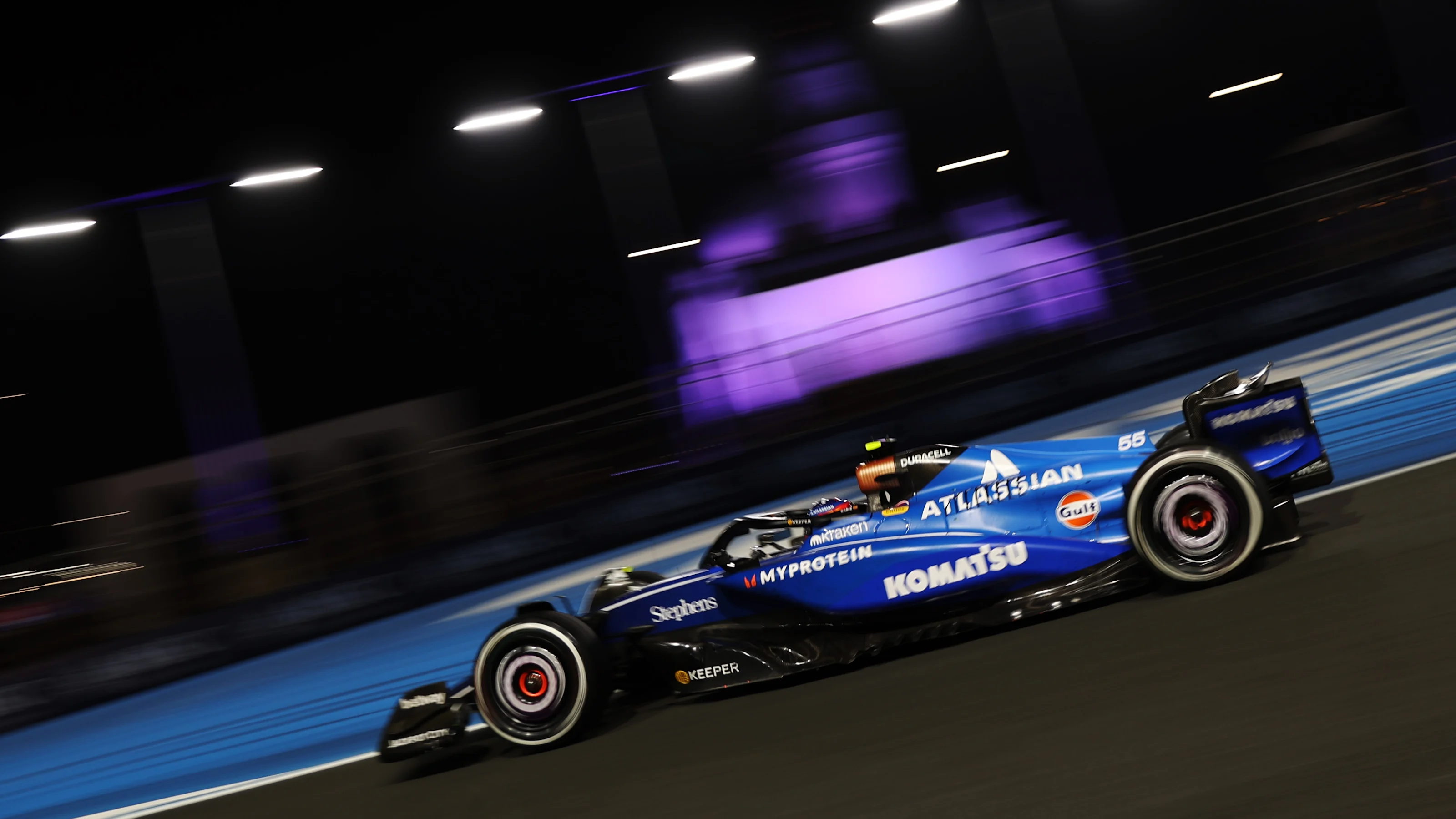 JEDDAH, SAUDI ARABIA - APRIL 20: Carlos Sainz of Spain driving the (55) Williams FW47 Mercedes on