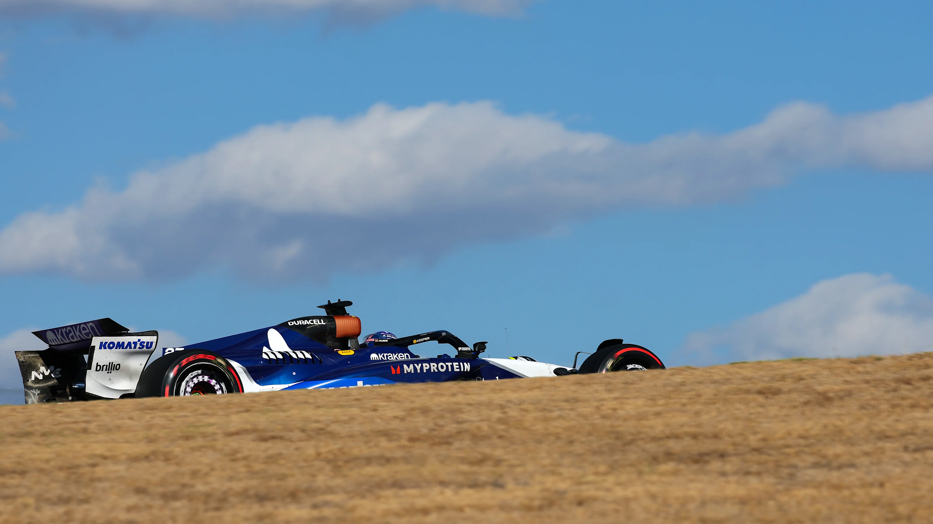 AUSTIN, TEXAS - OCTOBER 18: Alexander Albon of Thailand driving the (23) Williams FW47 Mercedes on