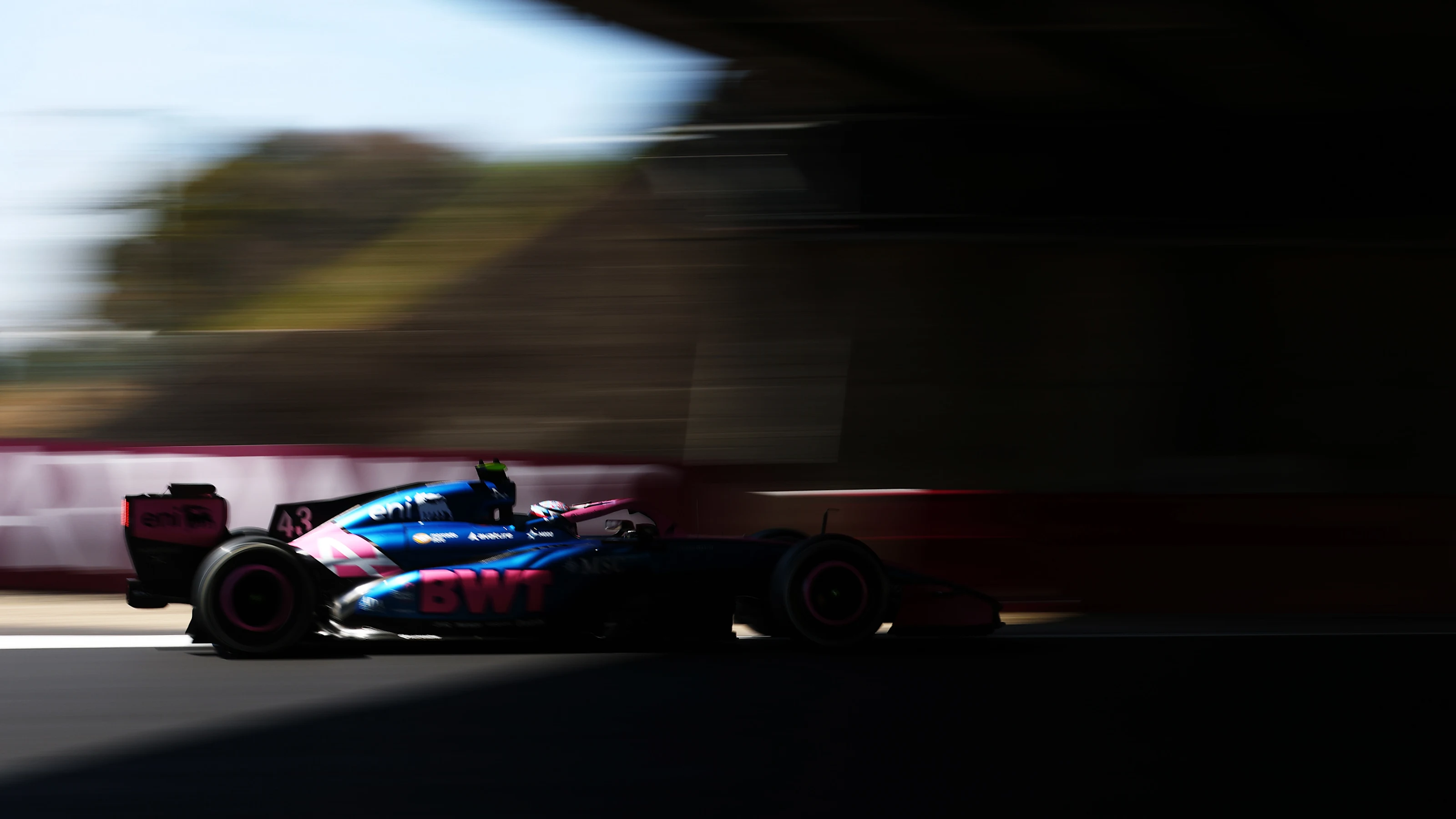SUZUKA, JAPAN - MARCH 27: Franco Colapinto of Argentina driving the (43) Alpine F1 A526 Mercedes on