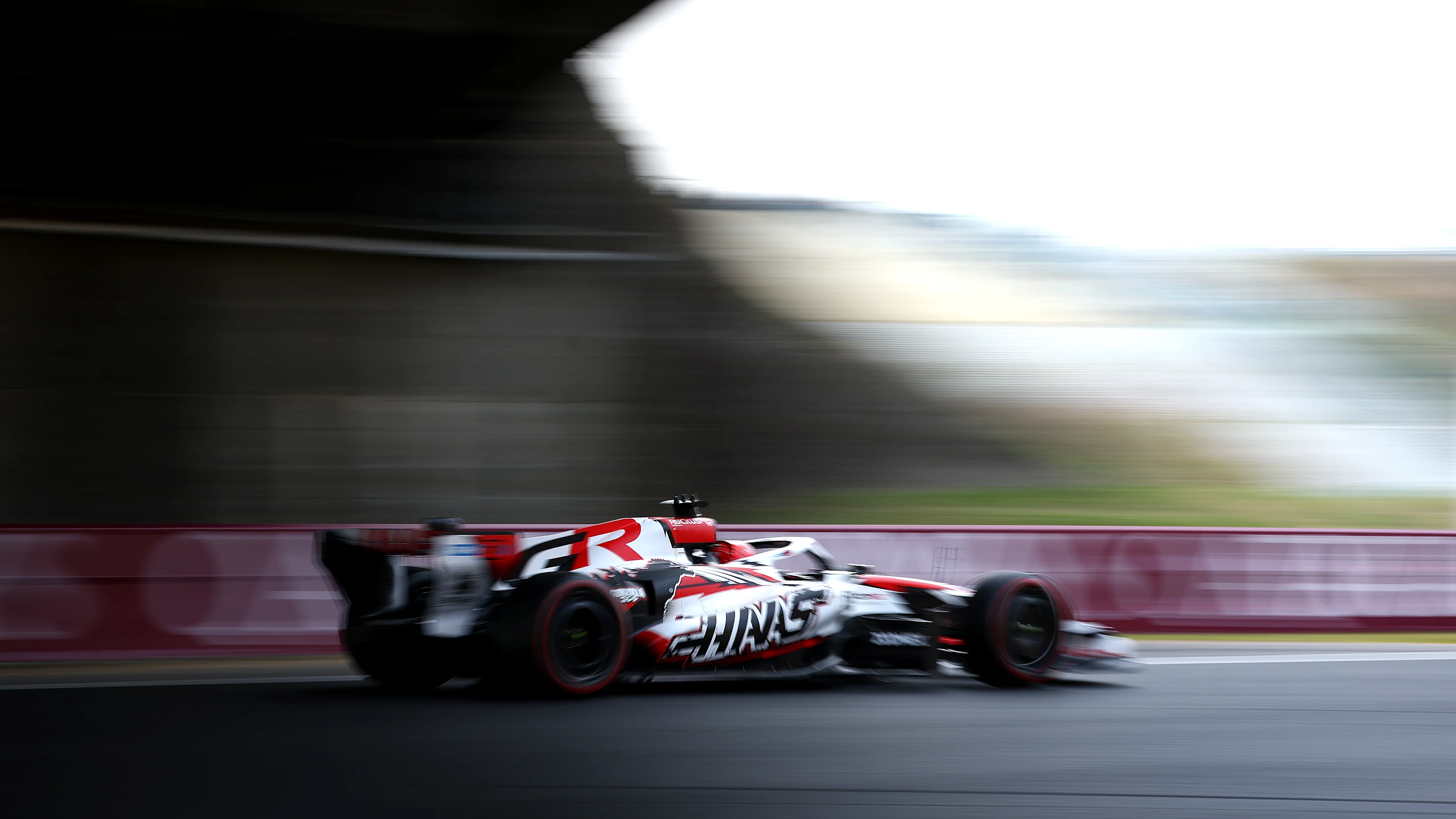 SUZUKA, JAPAN - MARCH 28: Esteban Ocon of France driving the (31) Haas F1 VF-26 Ferrari on track