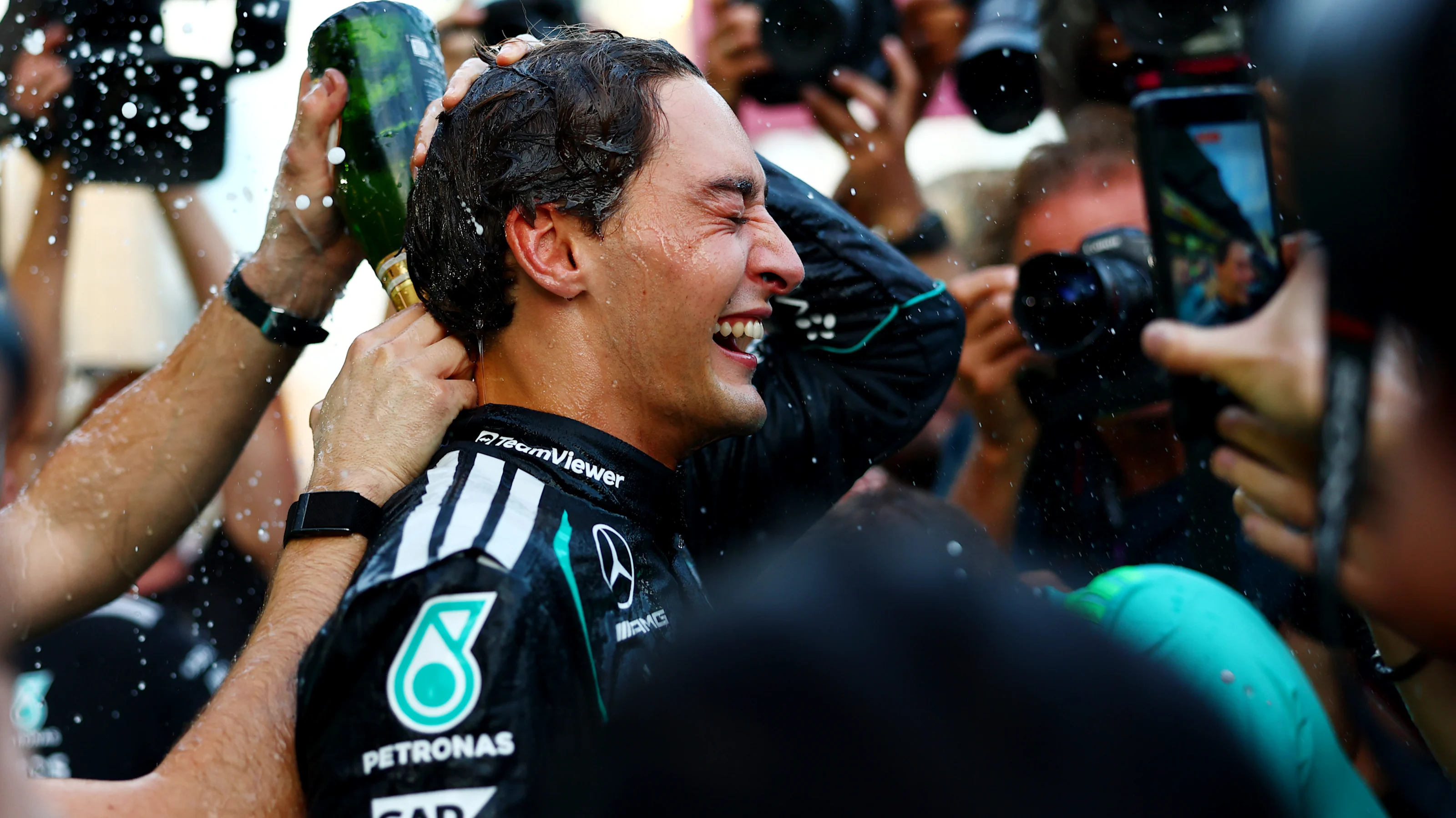 BAKU, AZERBAIJAN - SEPTEMBER 26: Race winner George Russell of Great Britain and Mercedes AMG