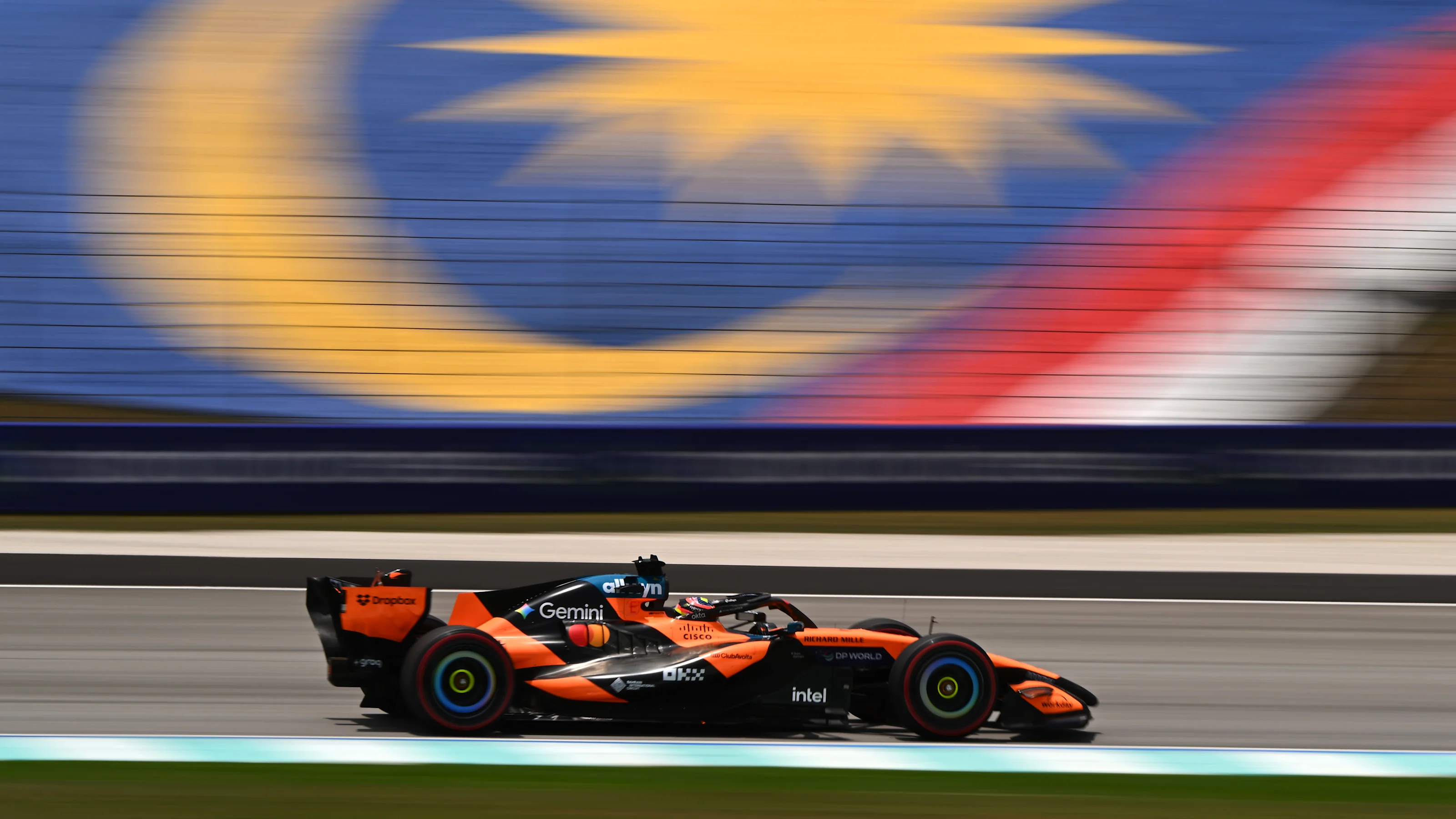 KUALA LUMPUR, MALAYSIA - OCTOBER 02: Oscar Piastri of Australia driving the (81) McLaren MCL40