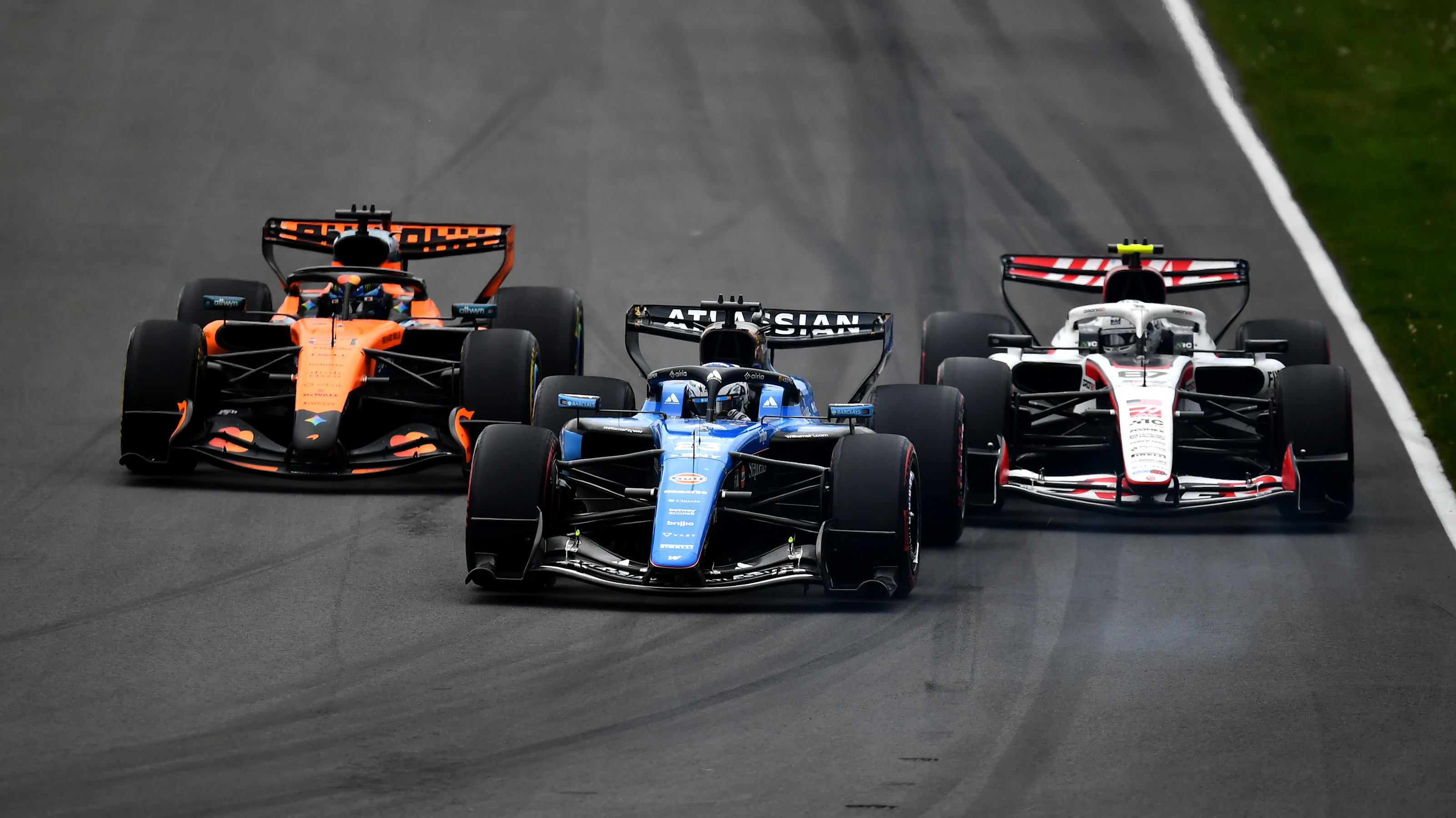 MONTREAL, QUEBEC - MAY 24: Alexander Albon of Thailand driving the (23) Williams FW48 Mercedes