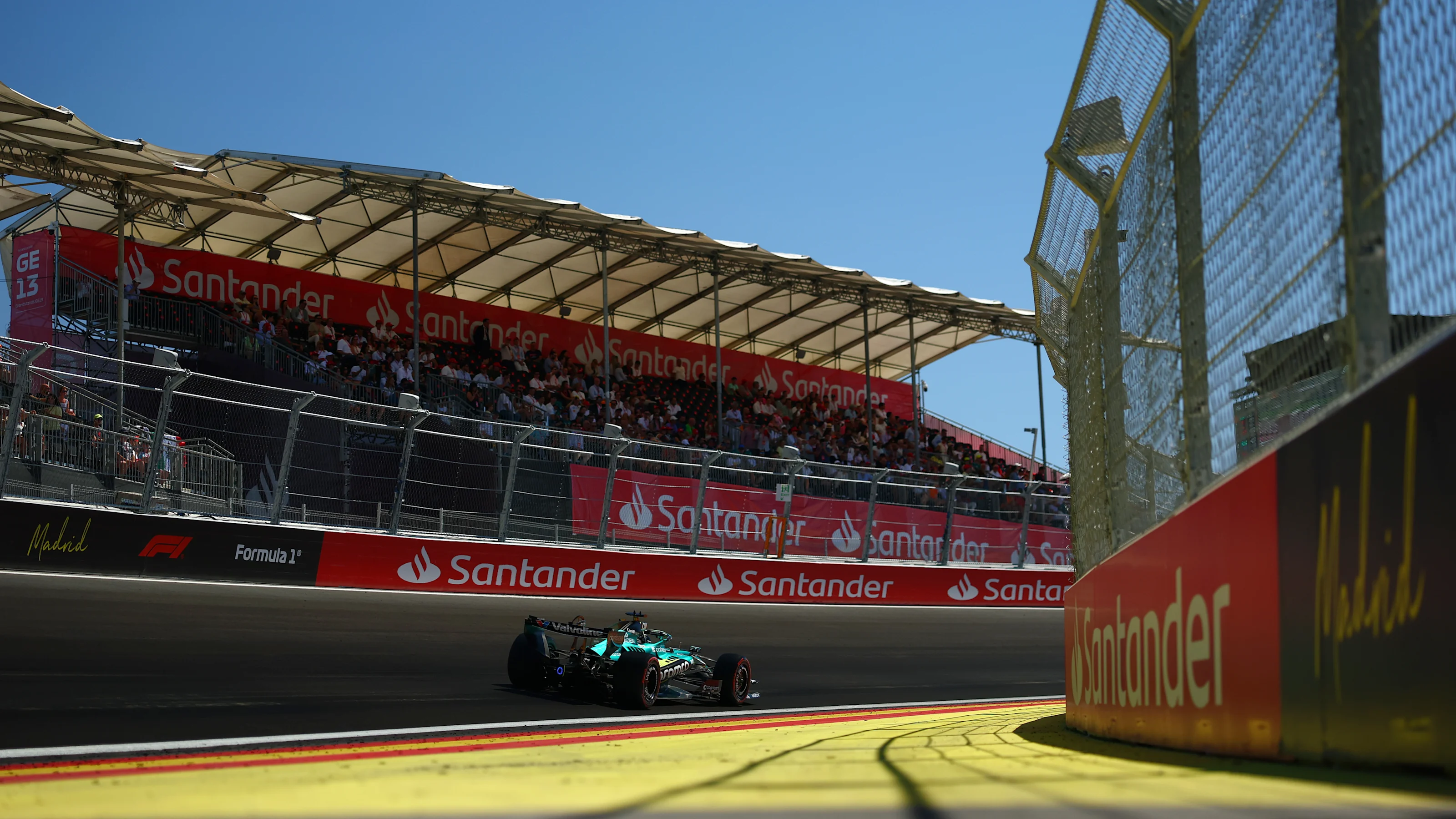 MADRID, SPAIN - SEPTEMBER 12: Lance Stroll of Canada driving the (18) Aston Martin F1 Team AMR26