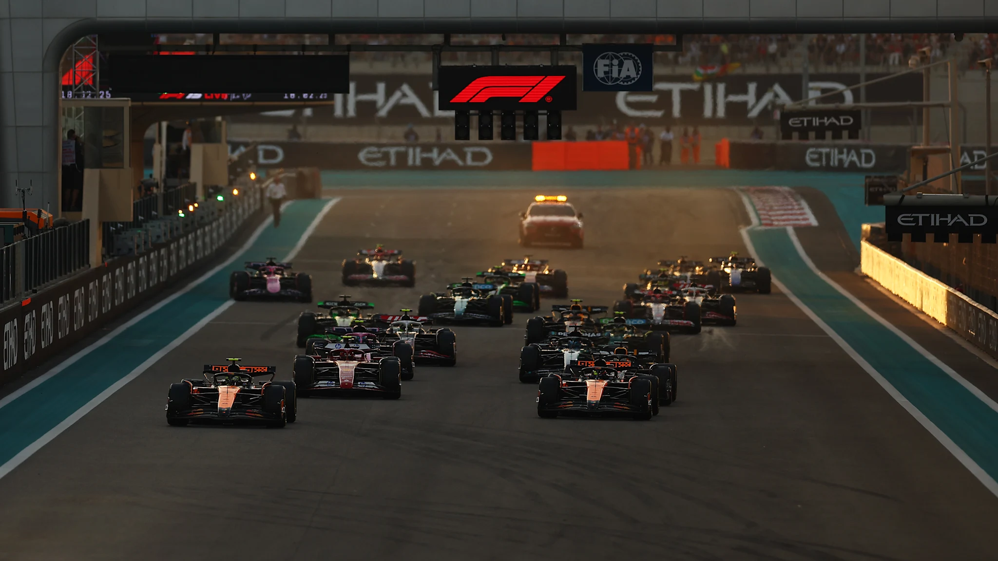 What time is the 2025 Abu Dhabi GP and how can I watch it?