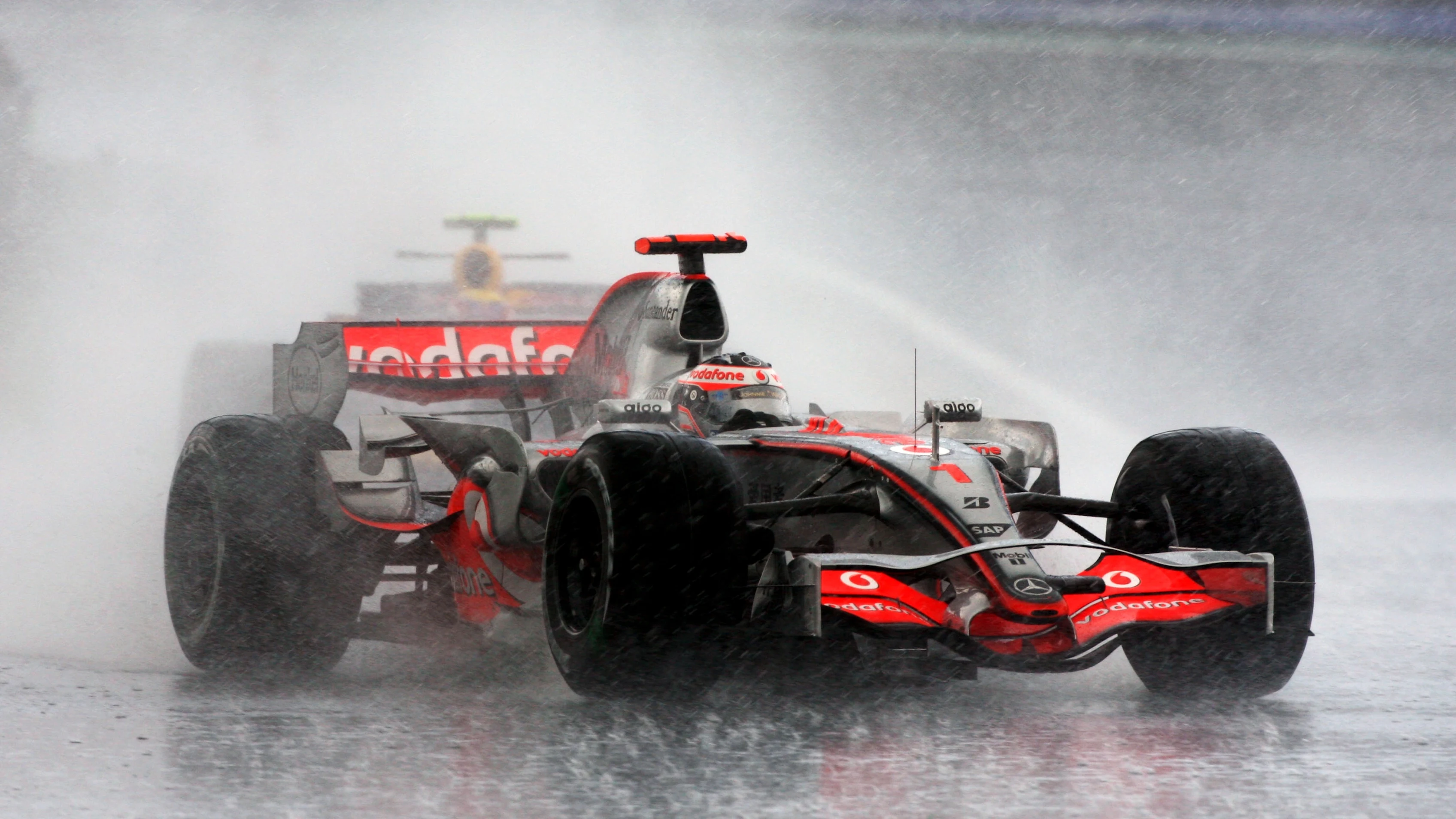 Fernando Alonso (ESP) McLaren Mercedes MP4/22. Formula One World Championship, Rd 10, European