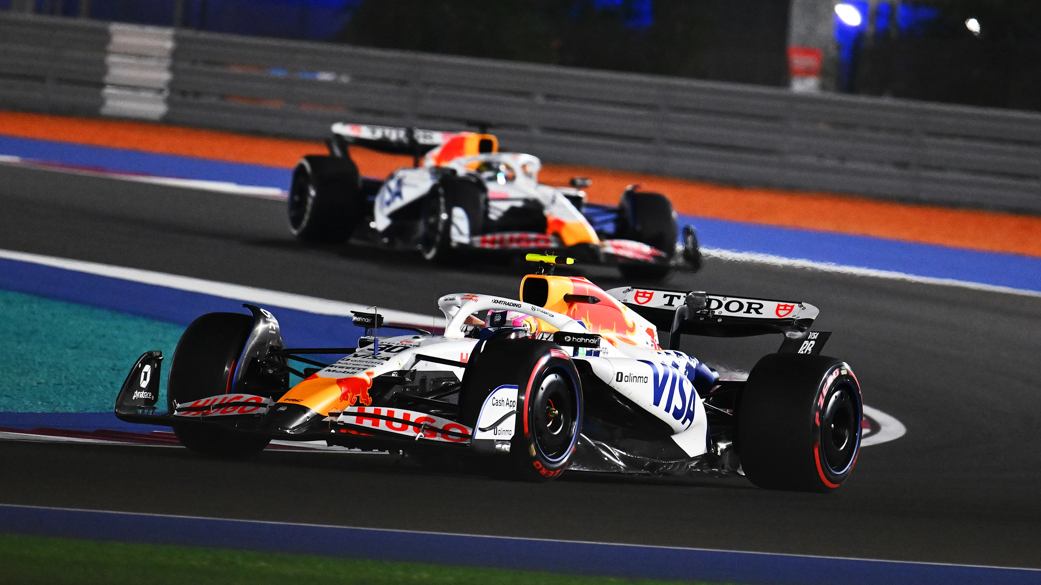 LUSAIL CITY, QATAR - NOVEMBER 28: Liam Lawson of New Zealand driving the (30) Visa Cash App Racing