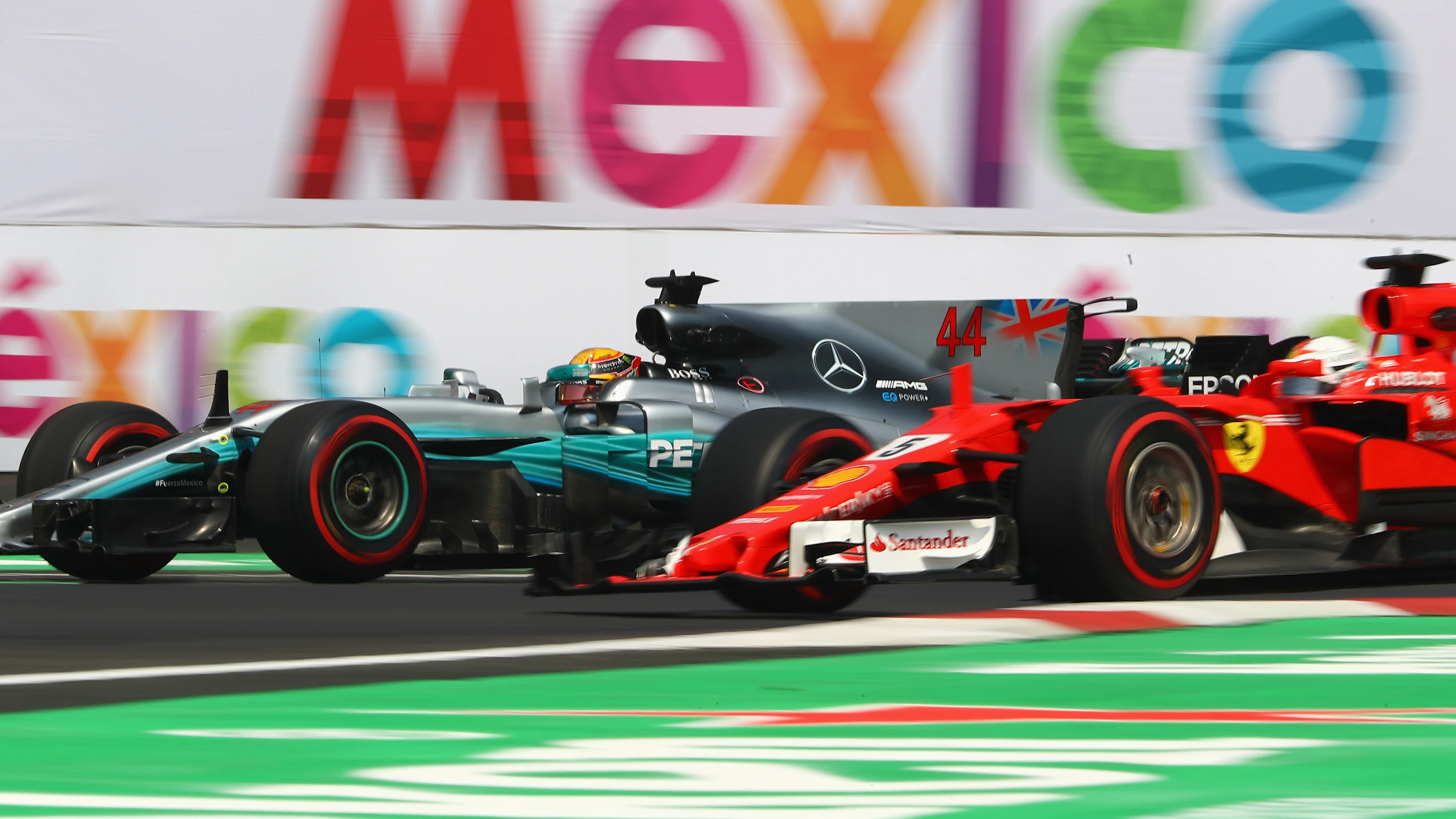 MEXICO CITY, MEXICO - OCTOBER 27: Lewis Hamilton of Great Britain driving the (44) Mercedes AMG