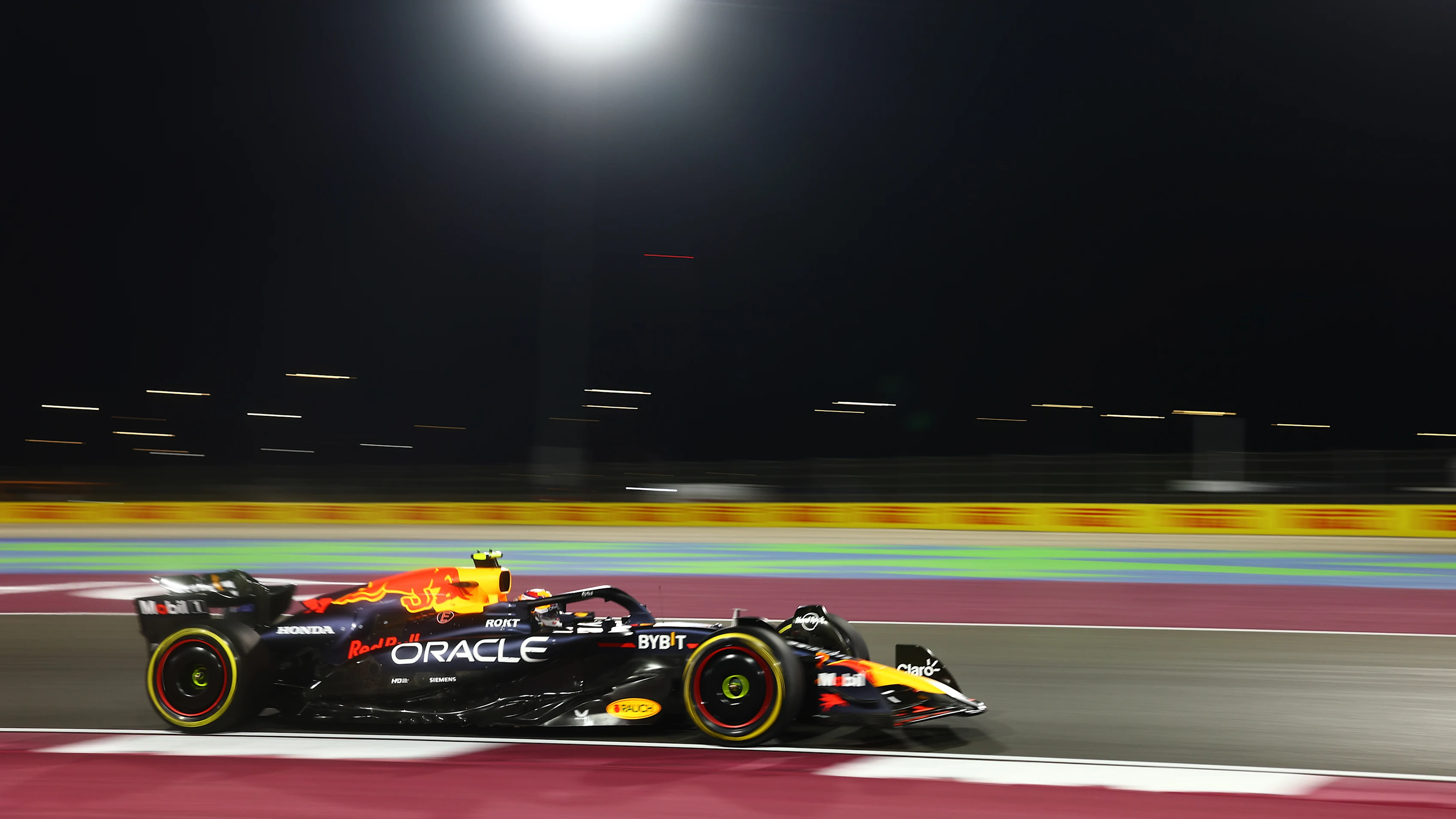 LUSAIL CITY, QATAR - NOVEMBER 29: Zhou Guanyu of China driving the (24) Kick Sauber C44 Ferrari on