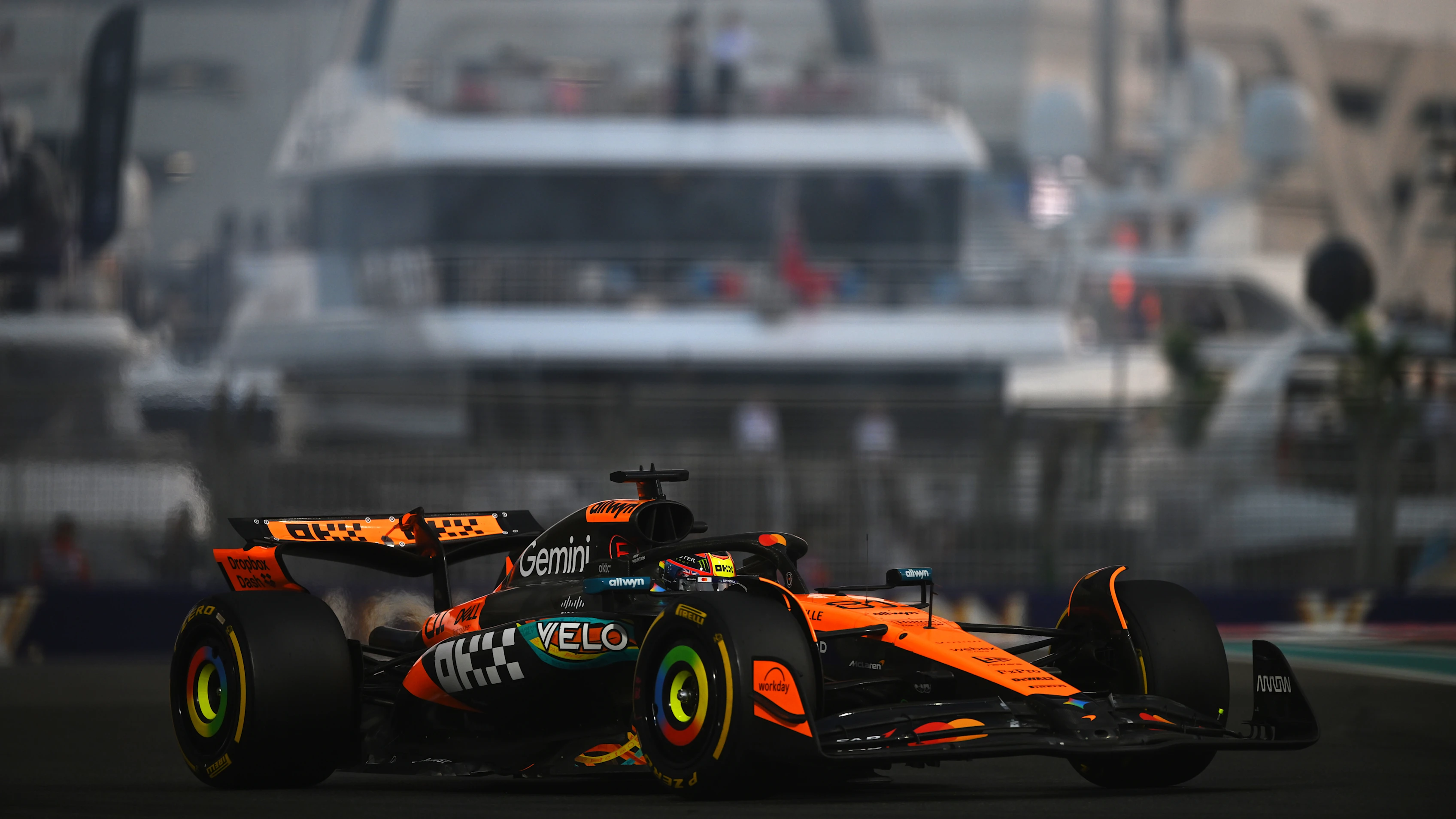 ABU DHABI, UNITED ARAB EMIRATES - DECEMBER 05: Oscar Piastri of Australia driving the (81) McLaren