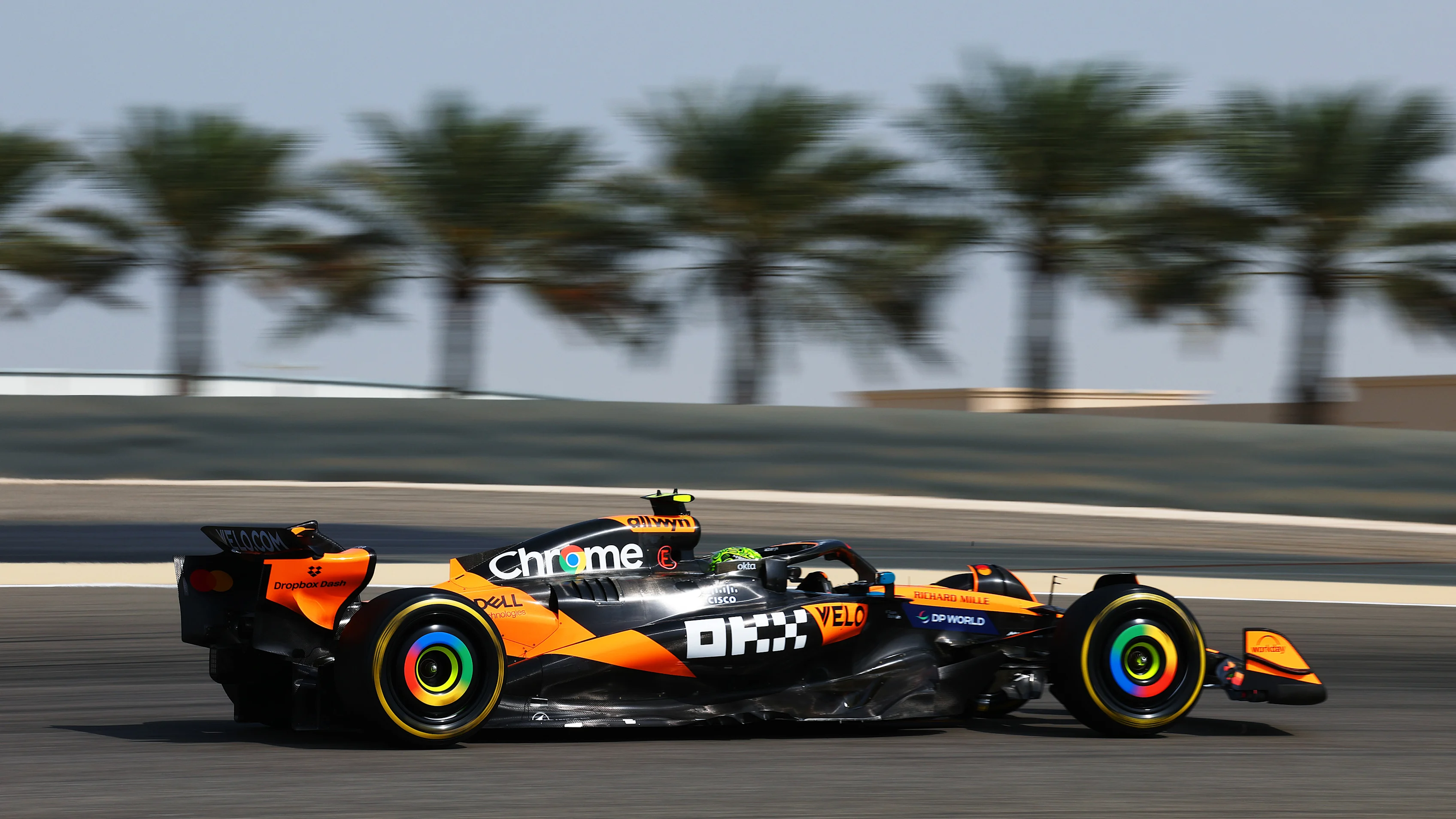 BAHRAIN, BAHRAIN - APRIL 11: Lando Norris of Great Britain driving the (4) McLaren MCL39 Mercedes