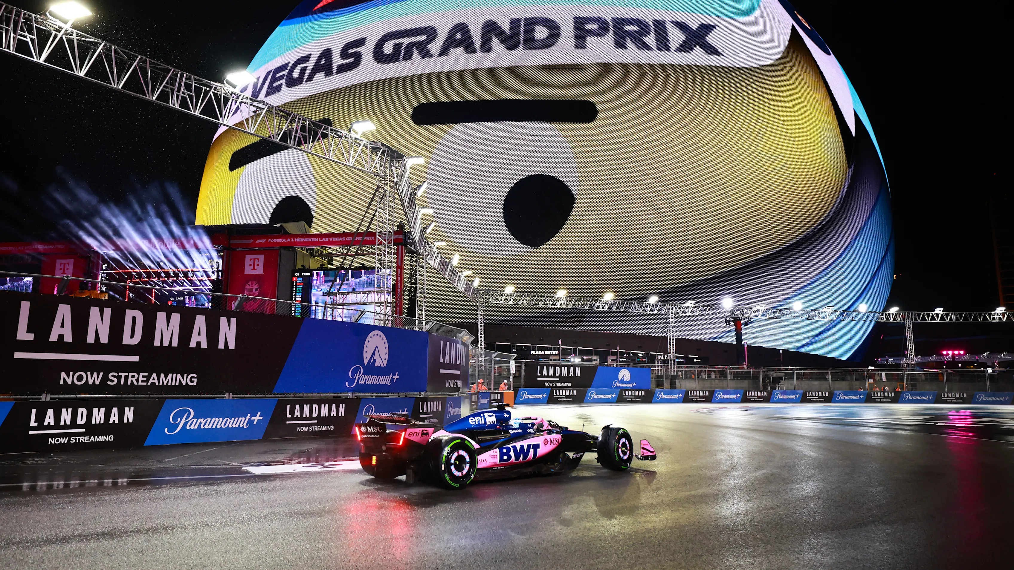 LAS VEGAS, NEVADA - NOVEMBER 21: Pierre Gasly of France driving the (10) Alpine F1 A525 Renault on track during qualifying ahead of the F1 Grand Prix of Las Vegas at Las Vegas Strip Circuit on November 21, 2025 in Las Vegas, Nevada. (Photo by Hector Vivas/Getty Images)