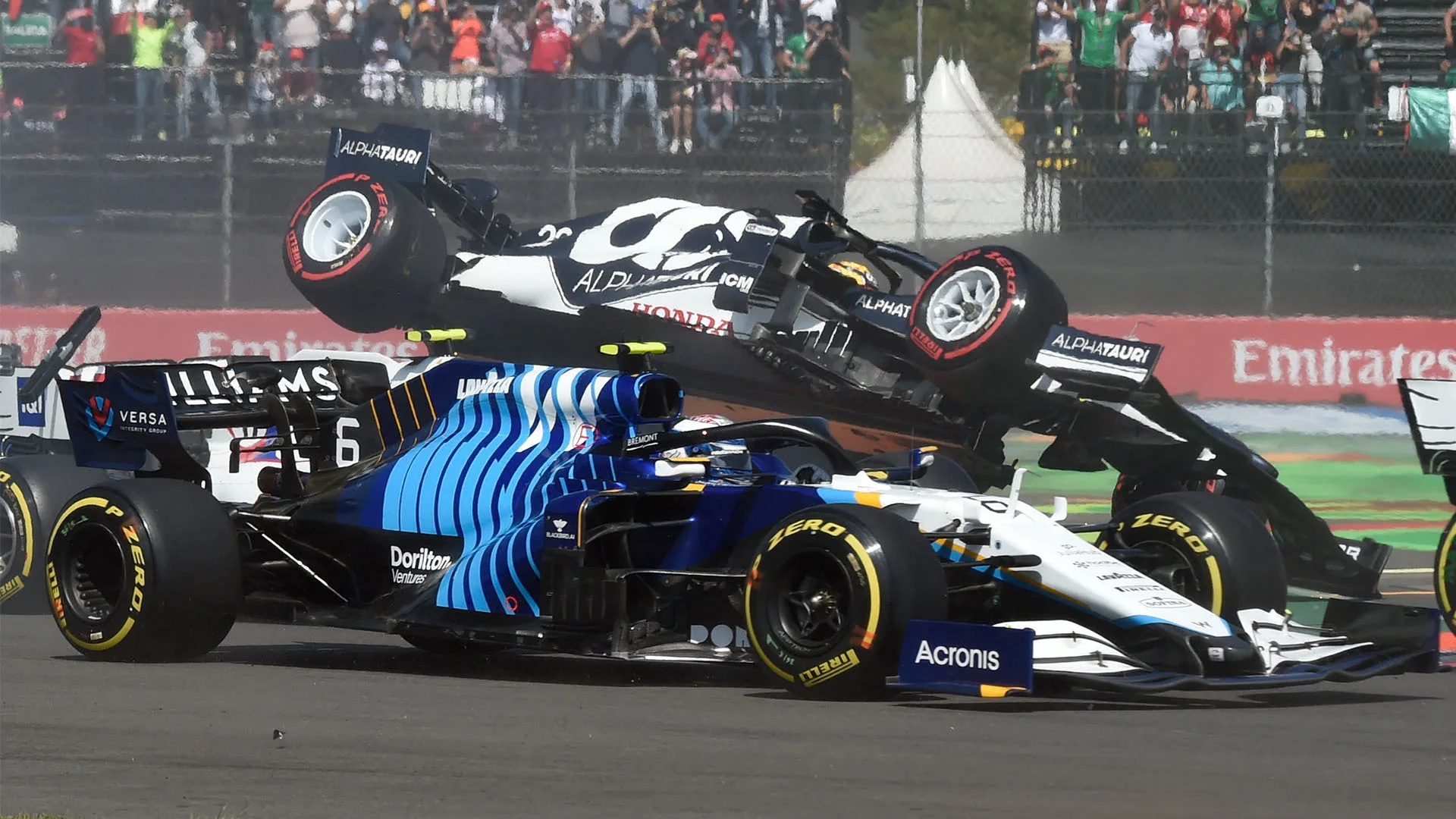 Tsunoda Mexico crash.jpg