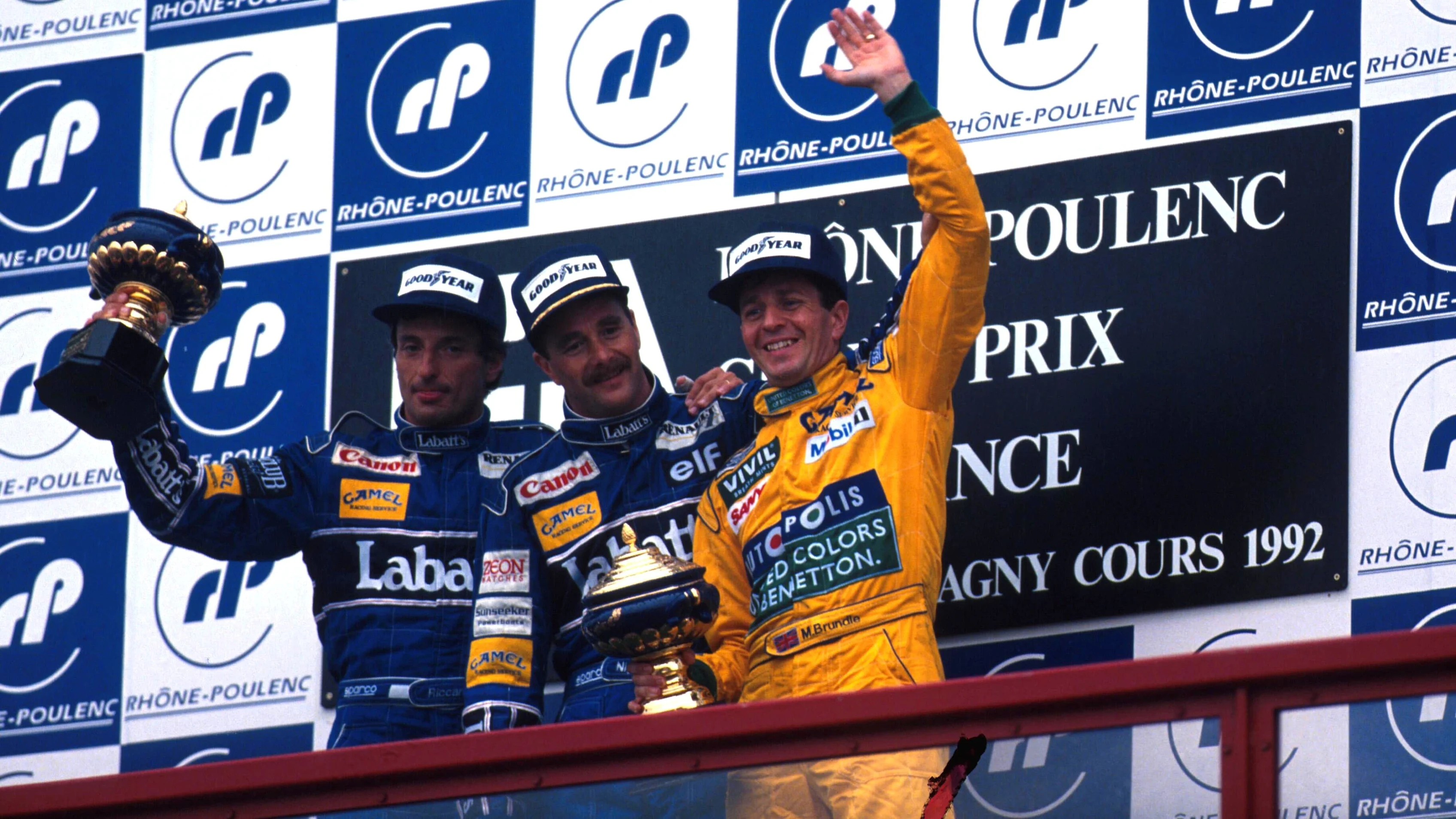 Podium (L to R): Riccardo Patrese (ITA) Williams, Nigel Mansell (GBR) Williams and Martin Brundle