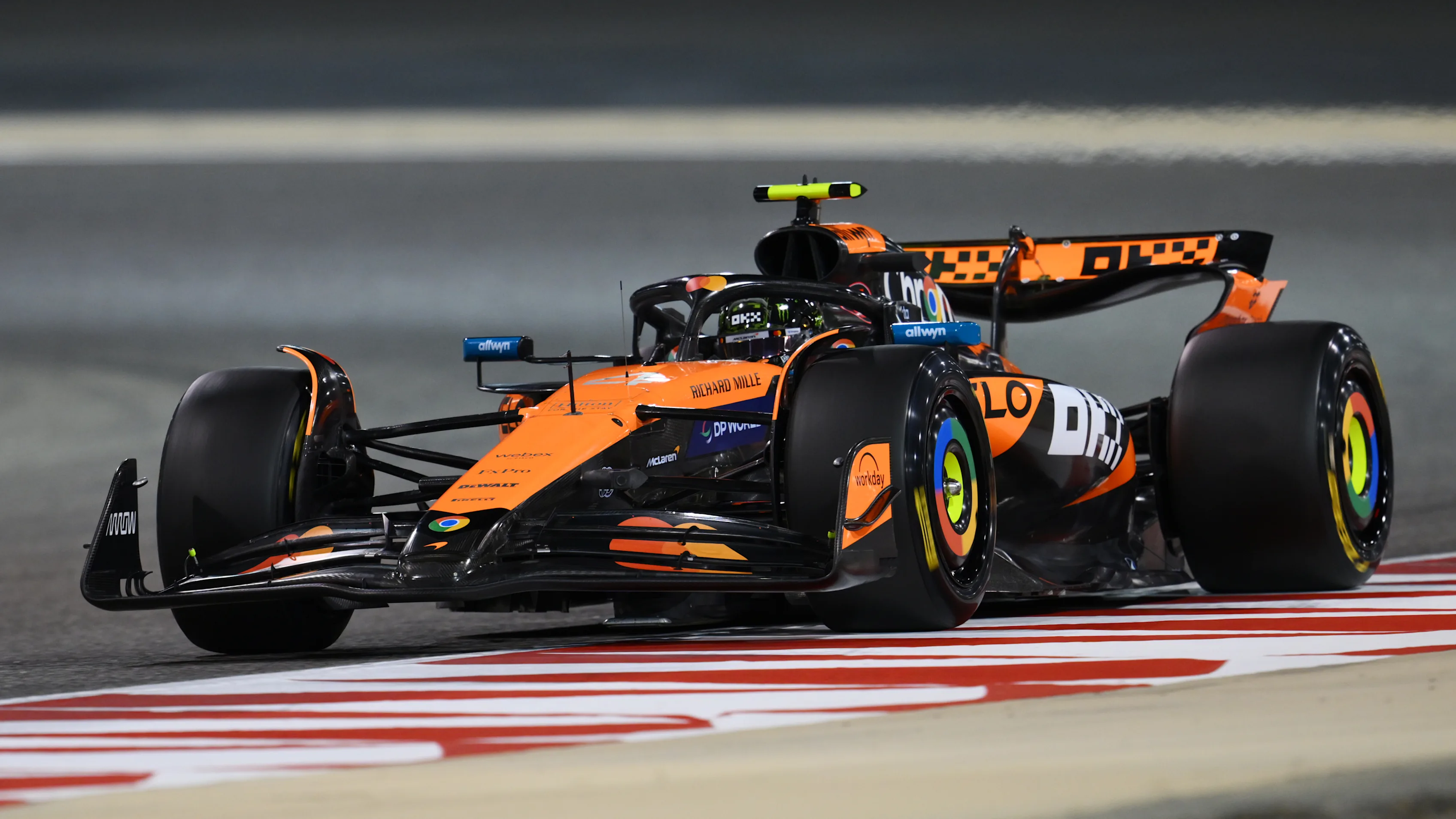 BAHRAIN, BAHRAIN - FEBRUARY 26: Lando Norris of Great Britain driving the (4) McLaren MCL39