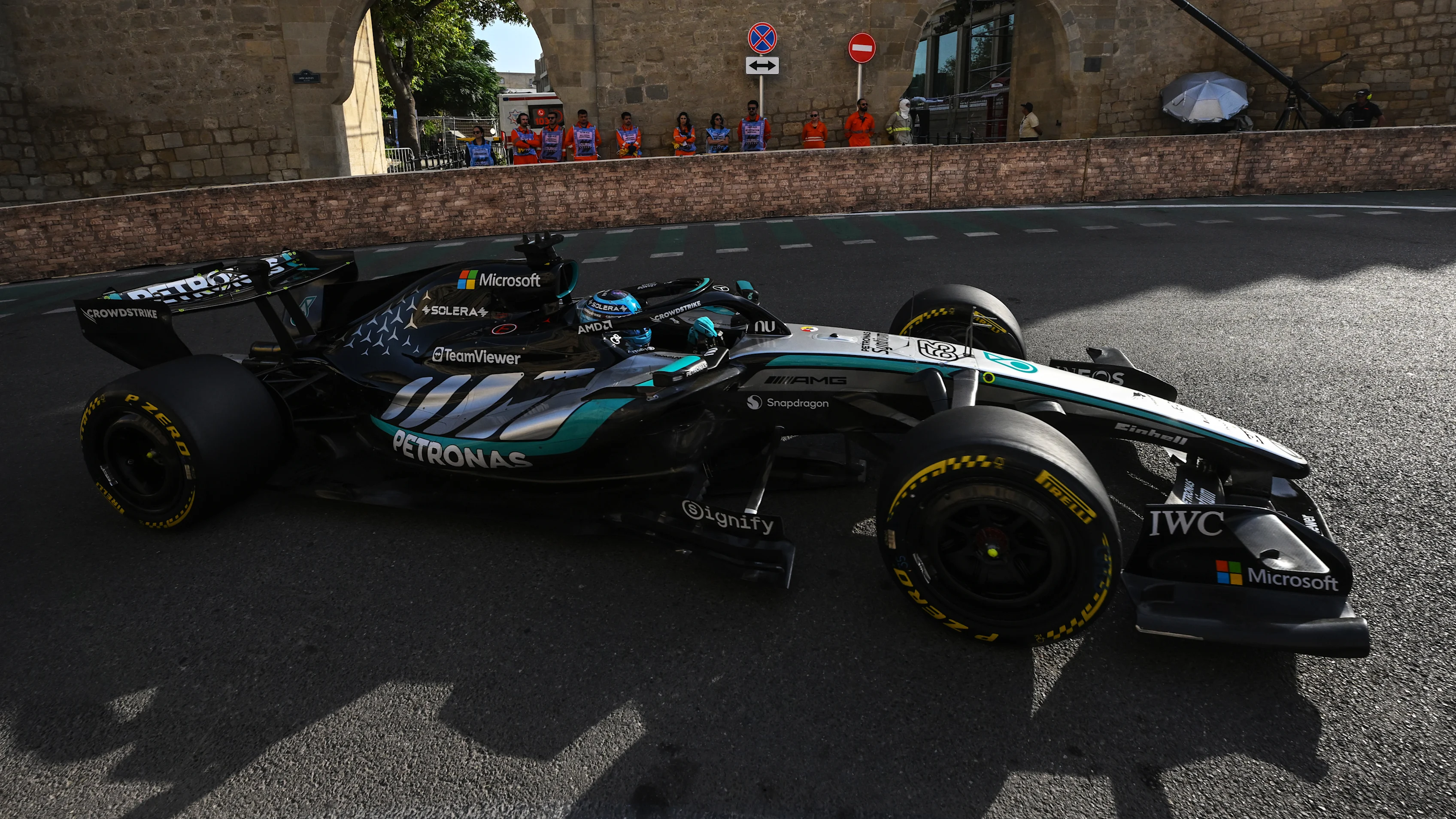 BAKU, AZERBAIJAN - SEPTEMBER 24: George Russell of Great Britain driving the (63) Mercedes AMG