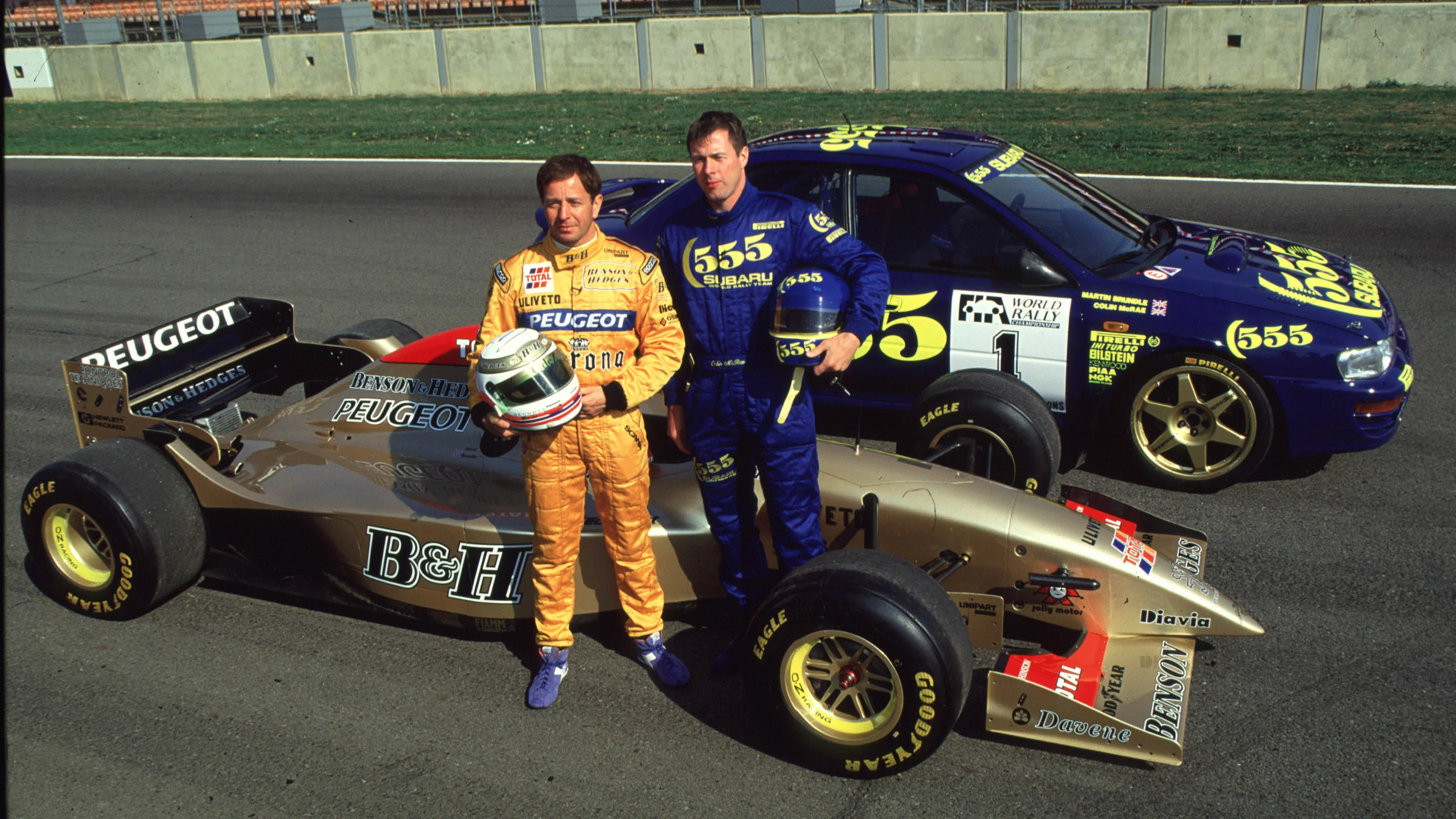 1996 Formula 1 and Rally test, Silverstone, Great Britain. Colin McRae and Martin Brundle swopped