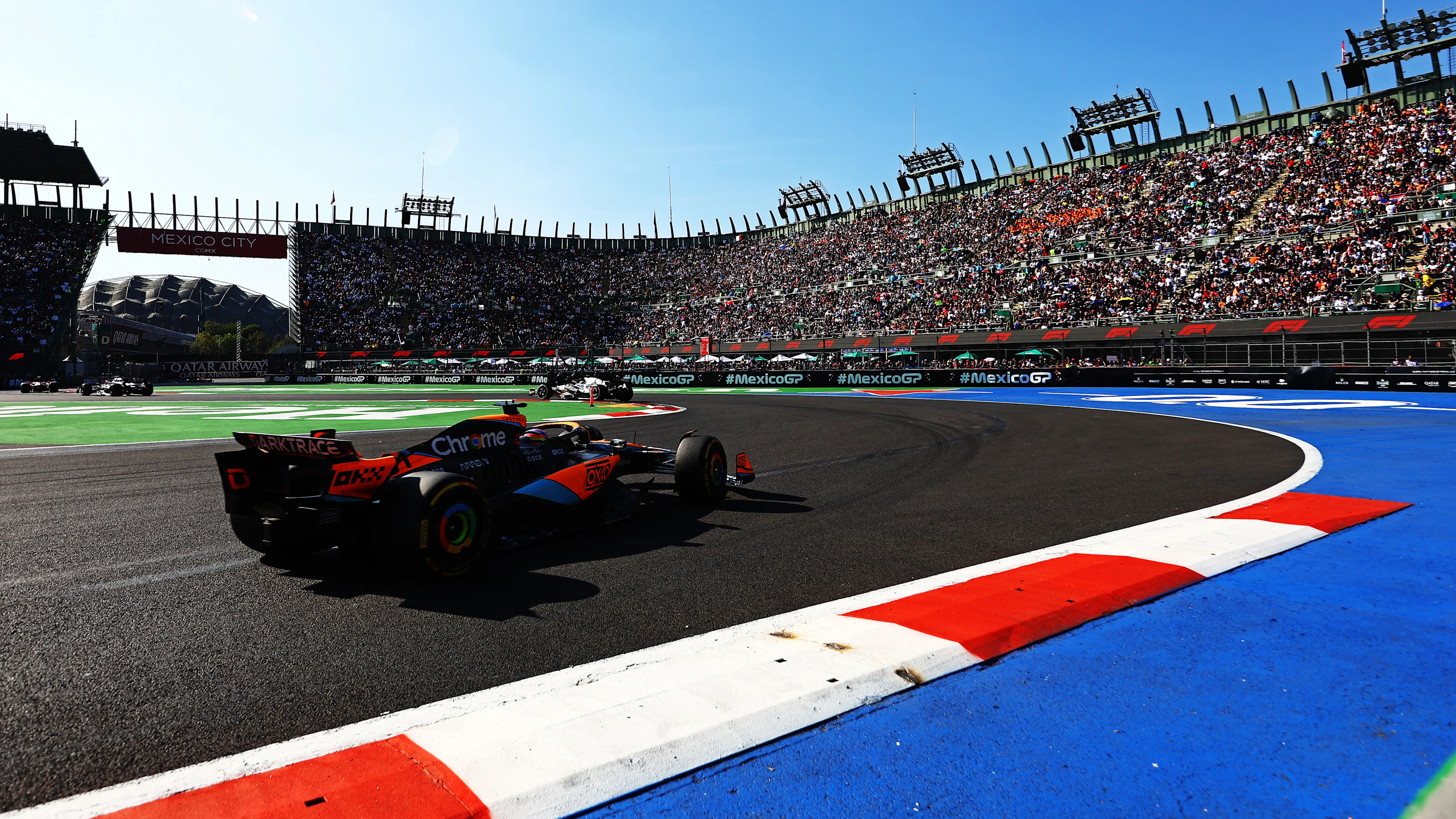 MEXICO CITY, MEXICO - OCTOBER 29: Oscar Piastri of Australia driving the (81) McLaren MCL60