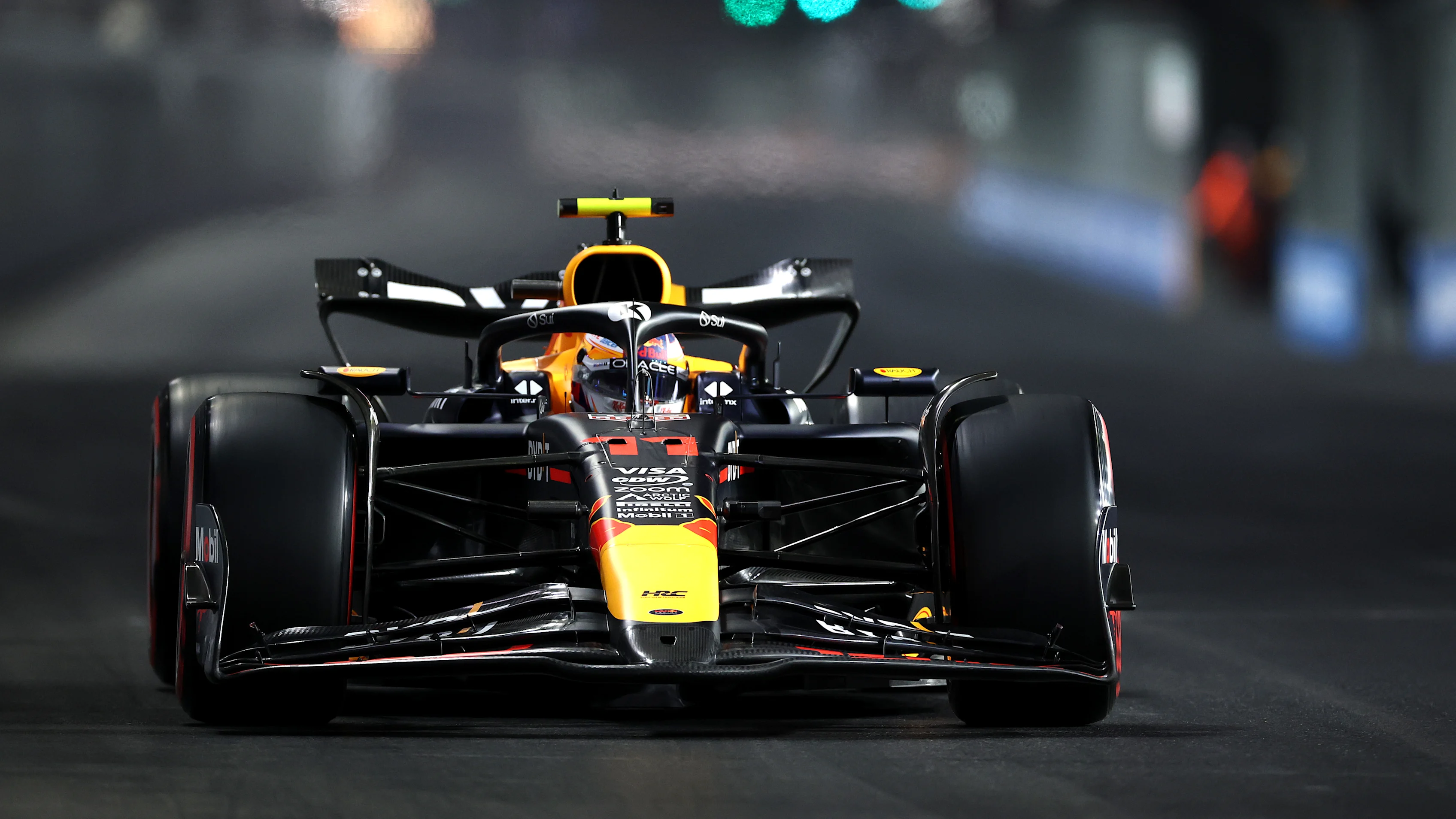 LAS VEGAS, NEVADA - NOVEMBER 22: Sergio Perez of Mexico driving the (11) Oracle Red Bull Racing